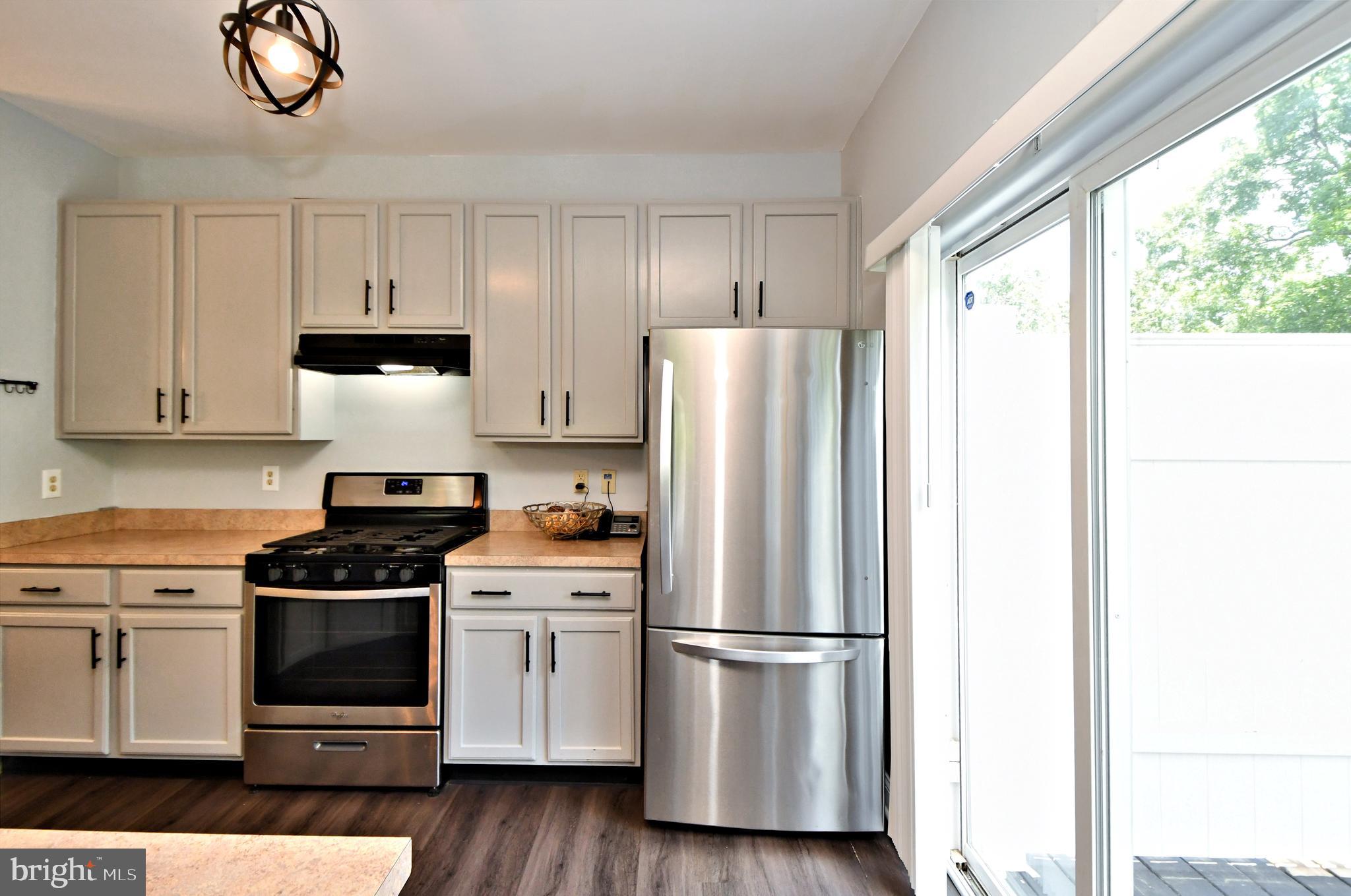 HAWTHORNE ESTATES - Residential