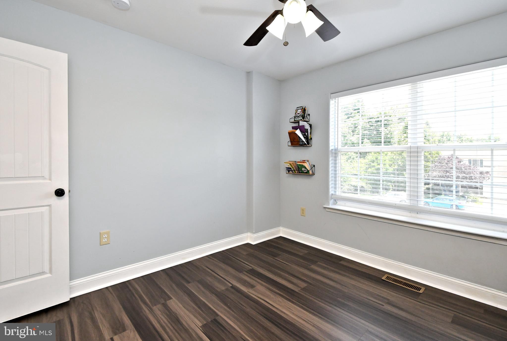 HAWTHORNE ESTATES - Residential