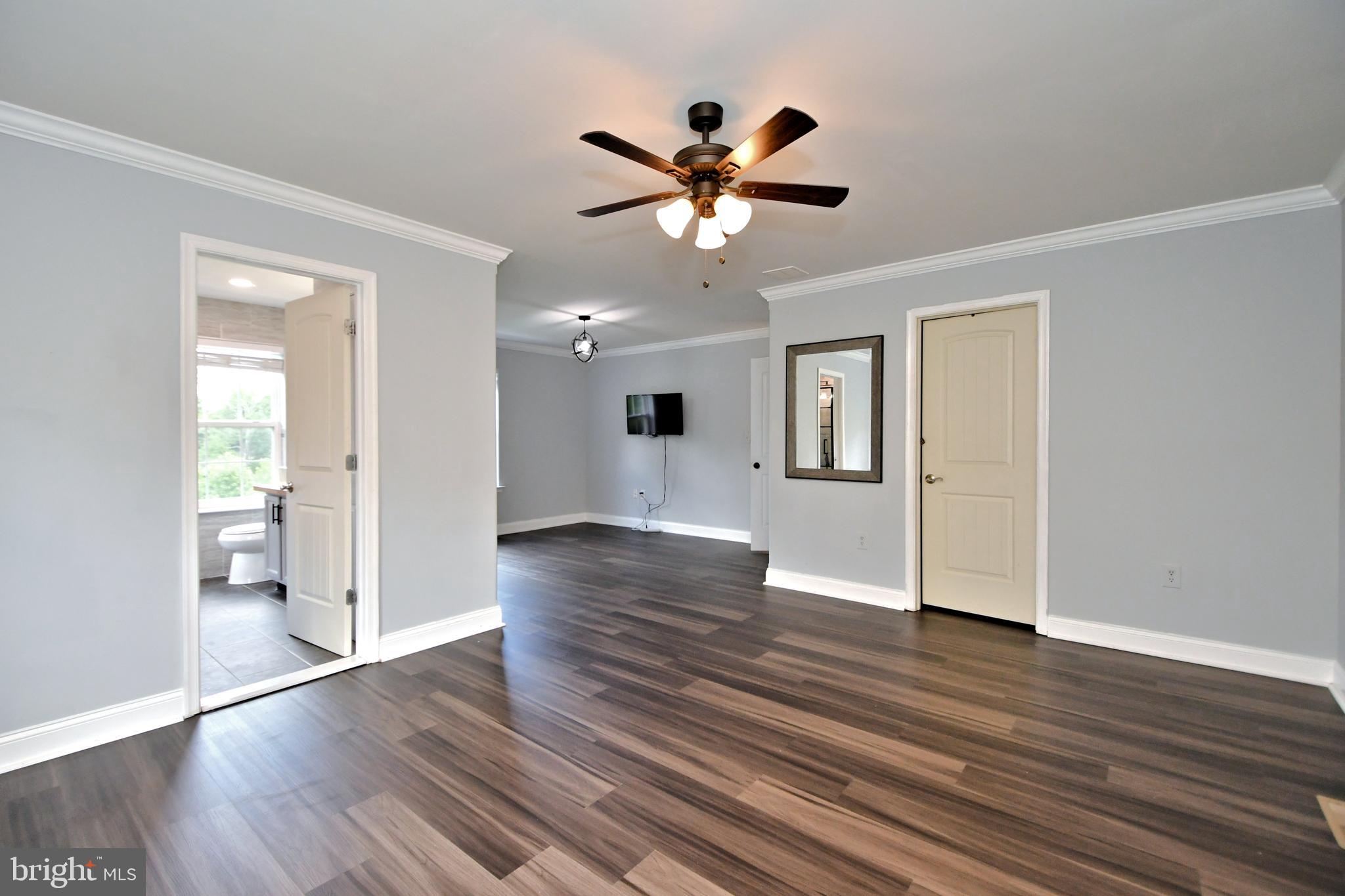 HAWTHORNE ESTATES - Residential