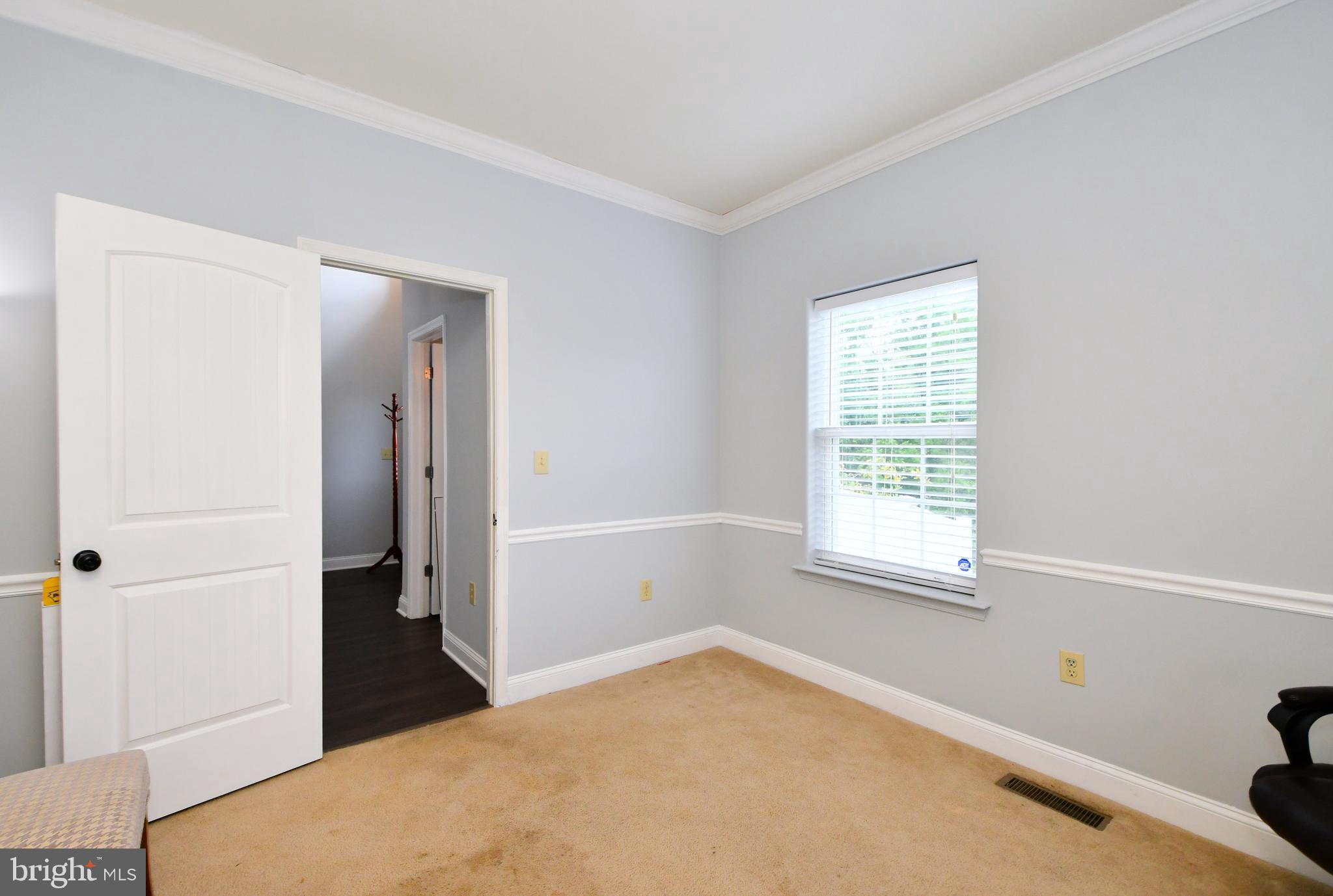 HAWTHORNE ESTATES - Residential