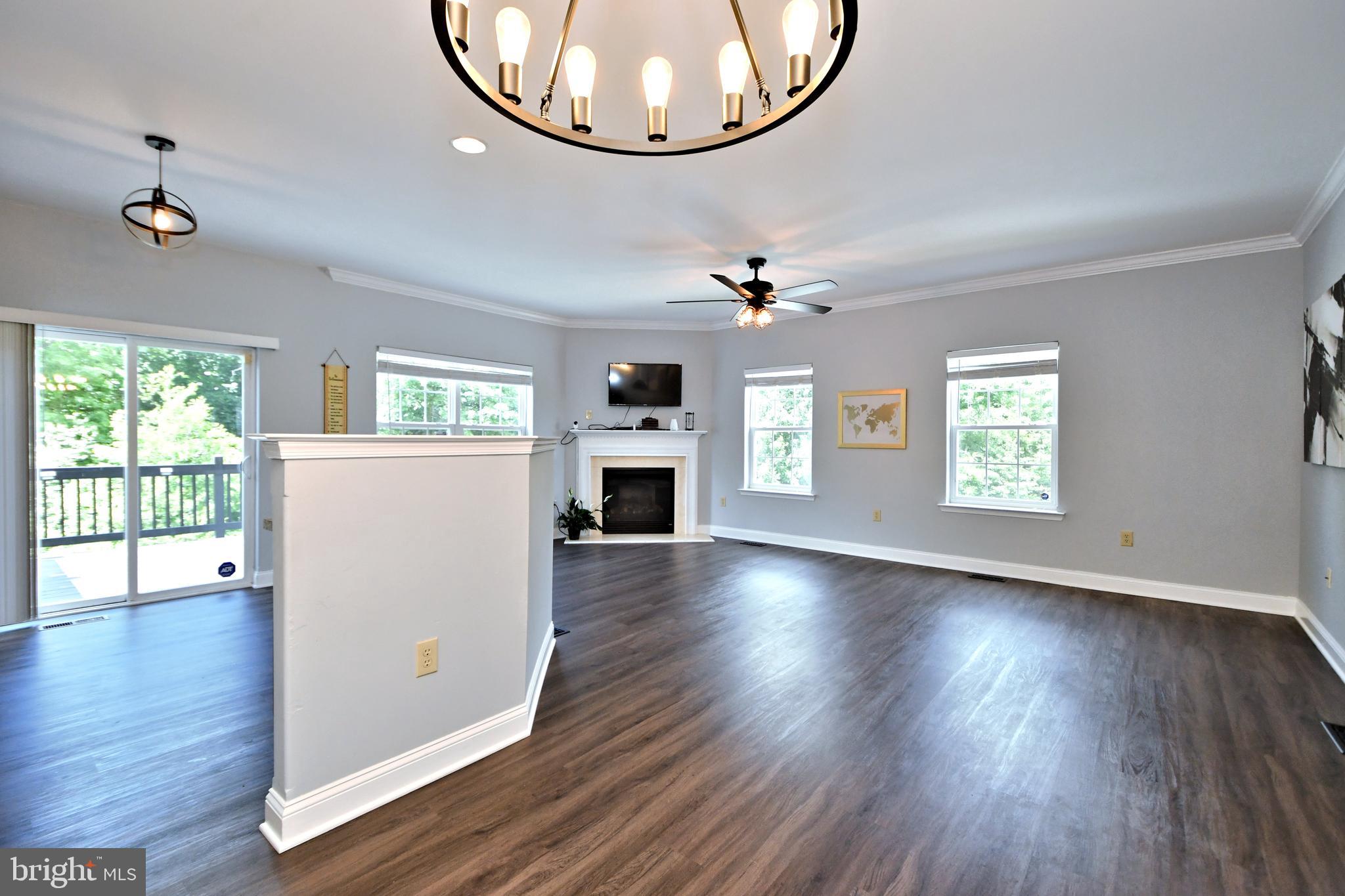 HAWTHORNE ESTATES - Residential