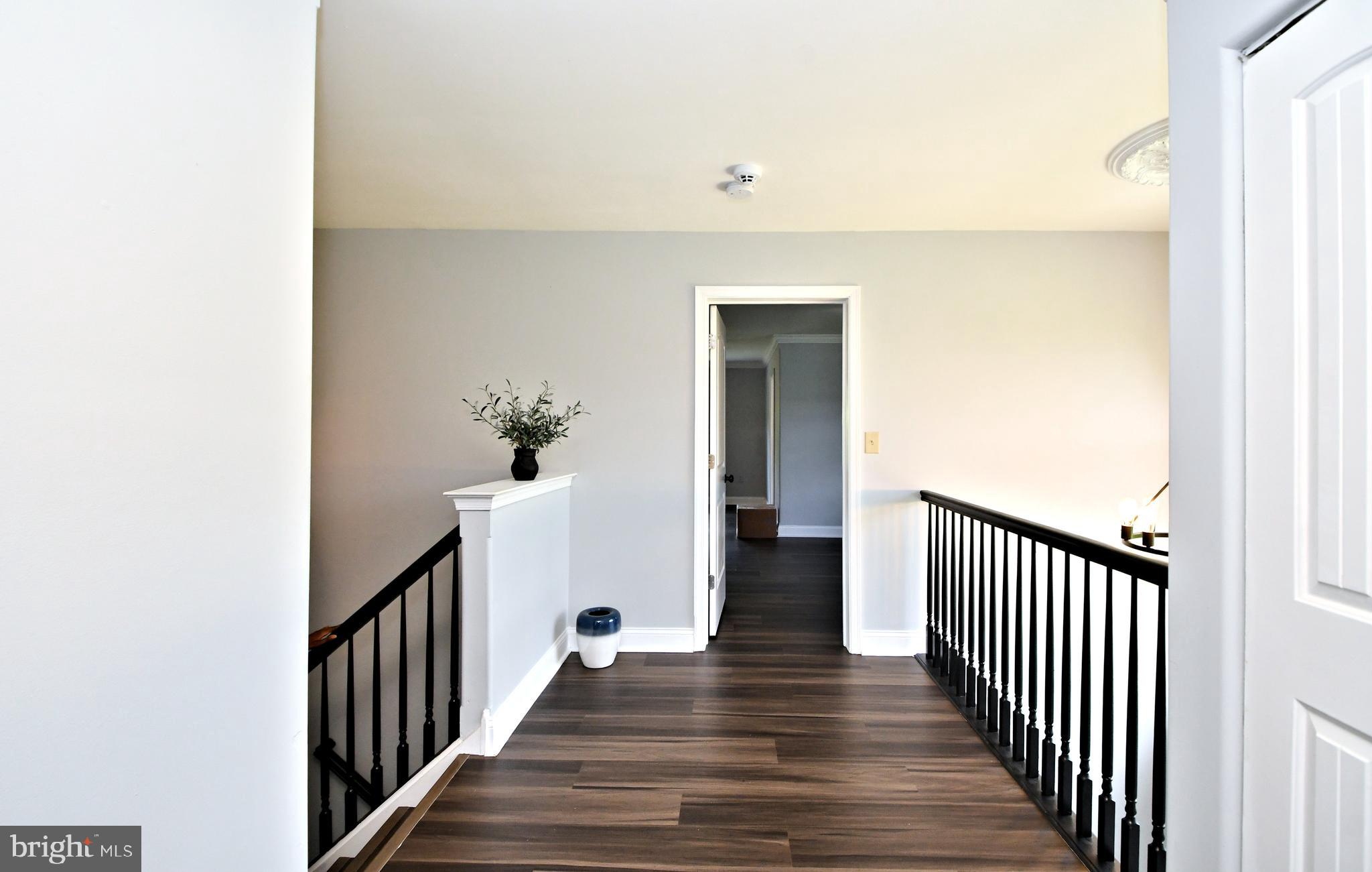 HAWTHORNE ESTATES - Residential