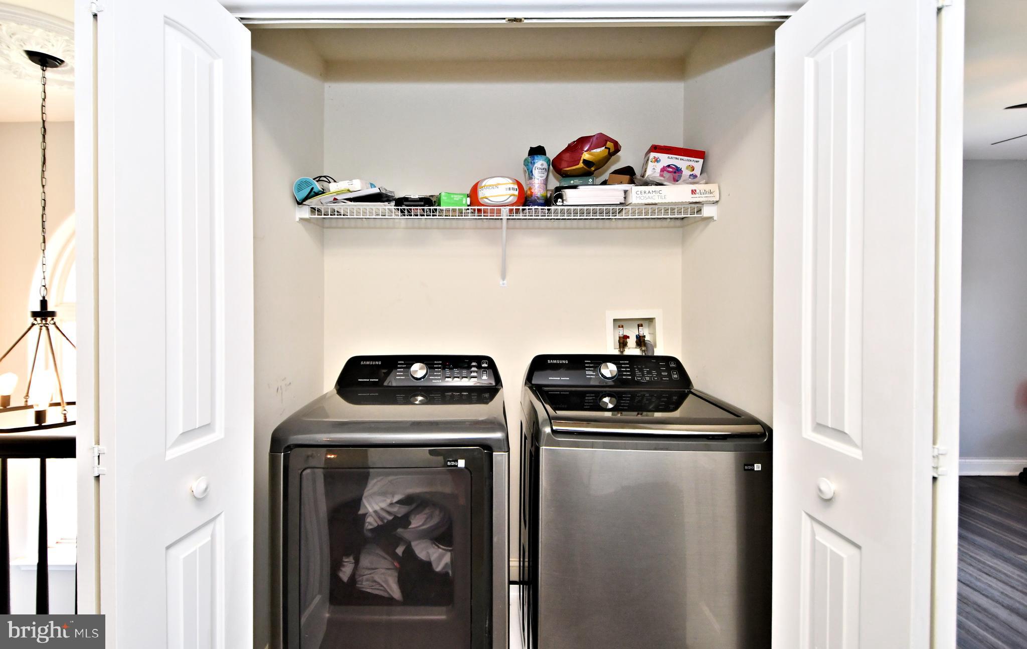 HAWTHORNE ESTATES - Residential