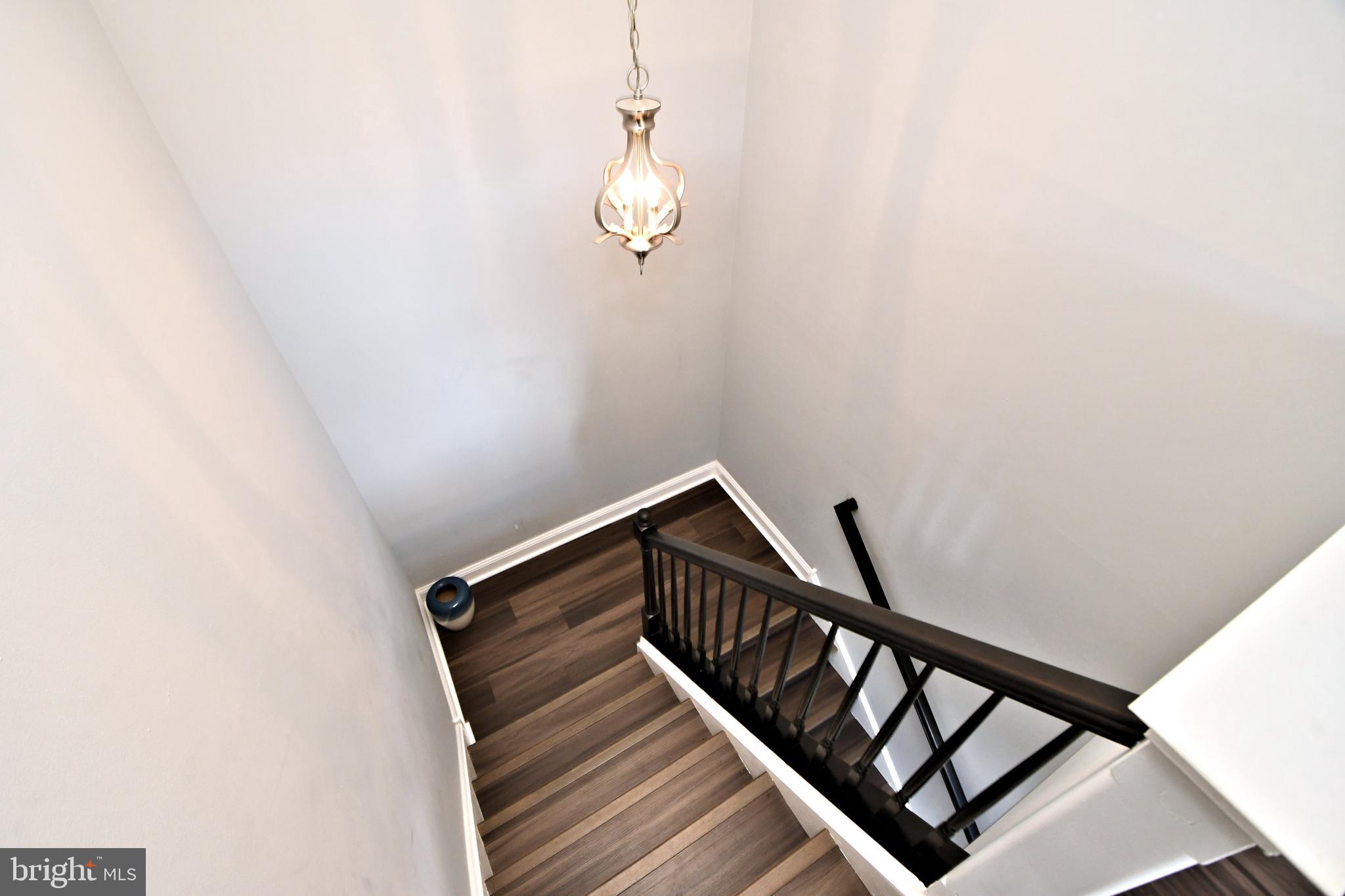 HAWTHORNE ESTATES - Residential