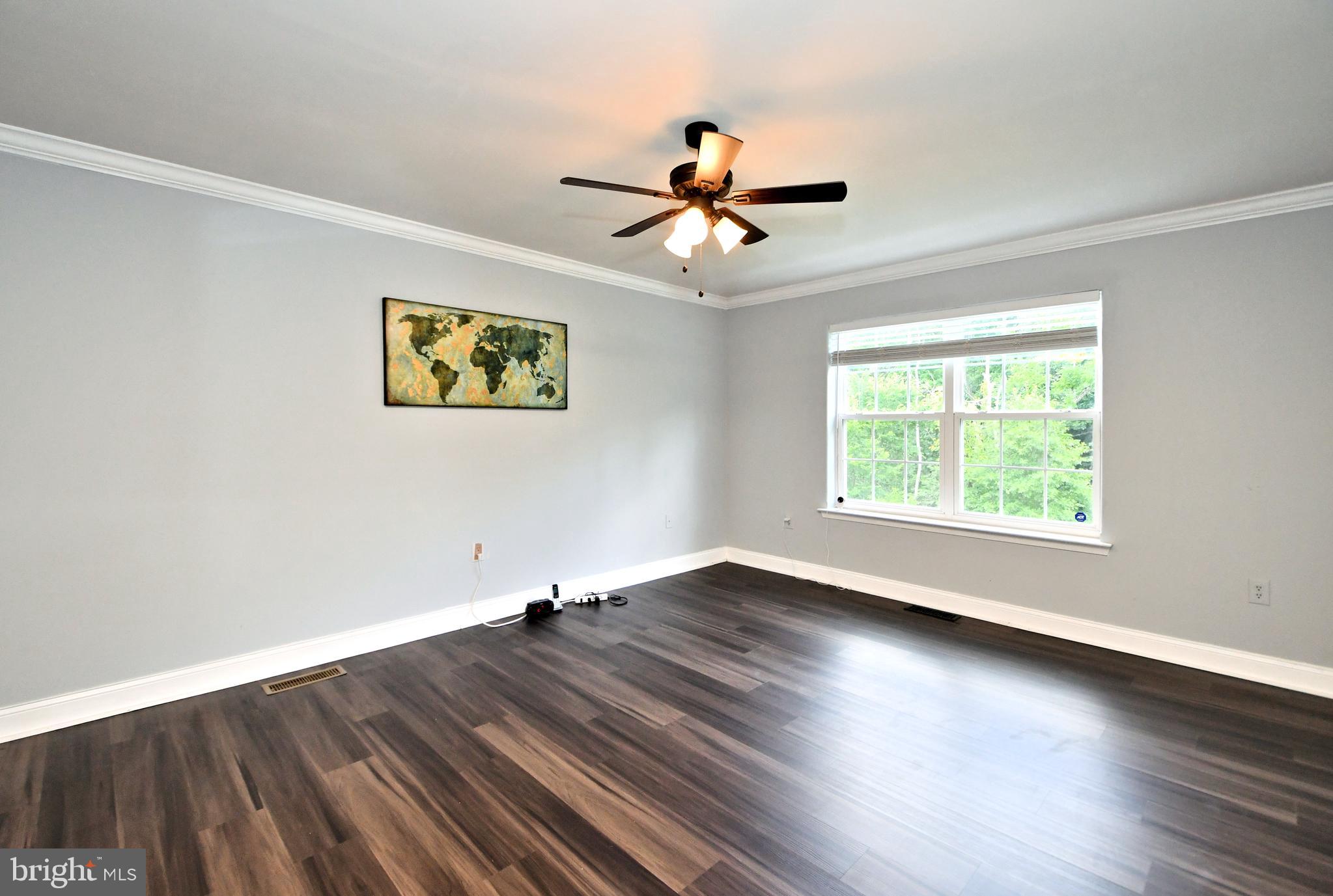 HAWTHORNE ESTATES - Residential