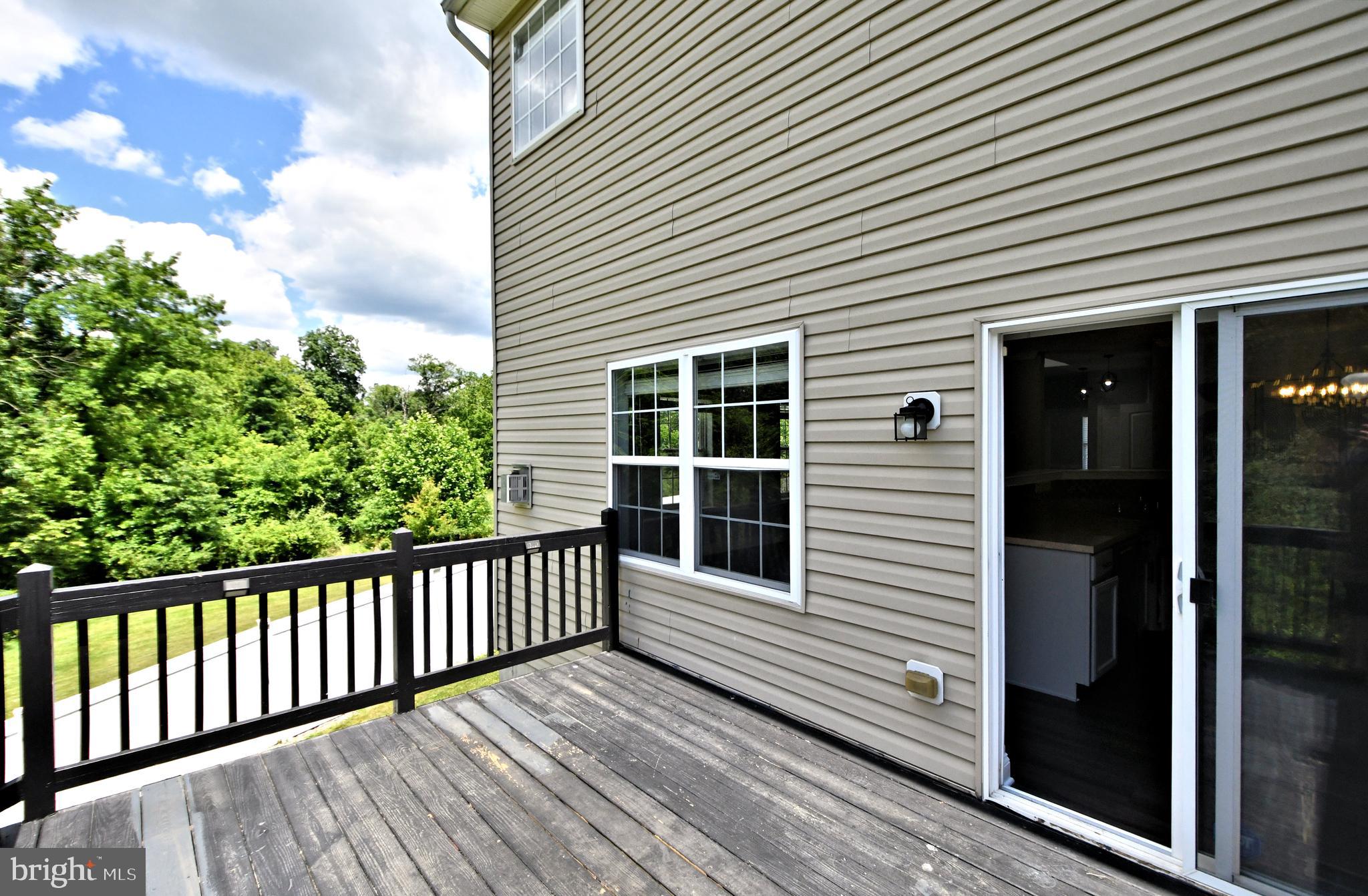 HAWTHORNE ESTATES - Residential