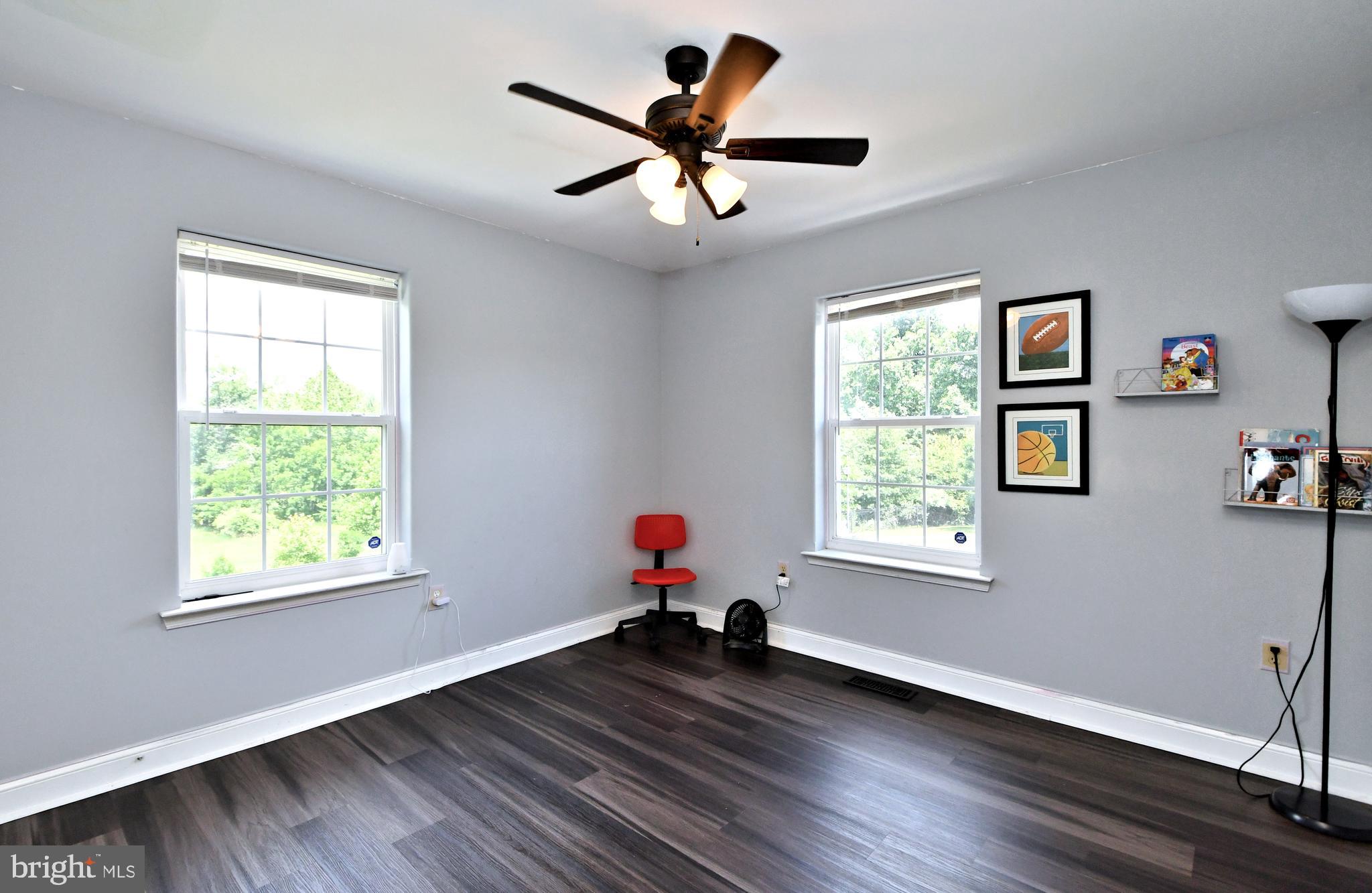 HAWTHORNE ESTATES - Residential