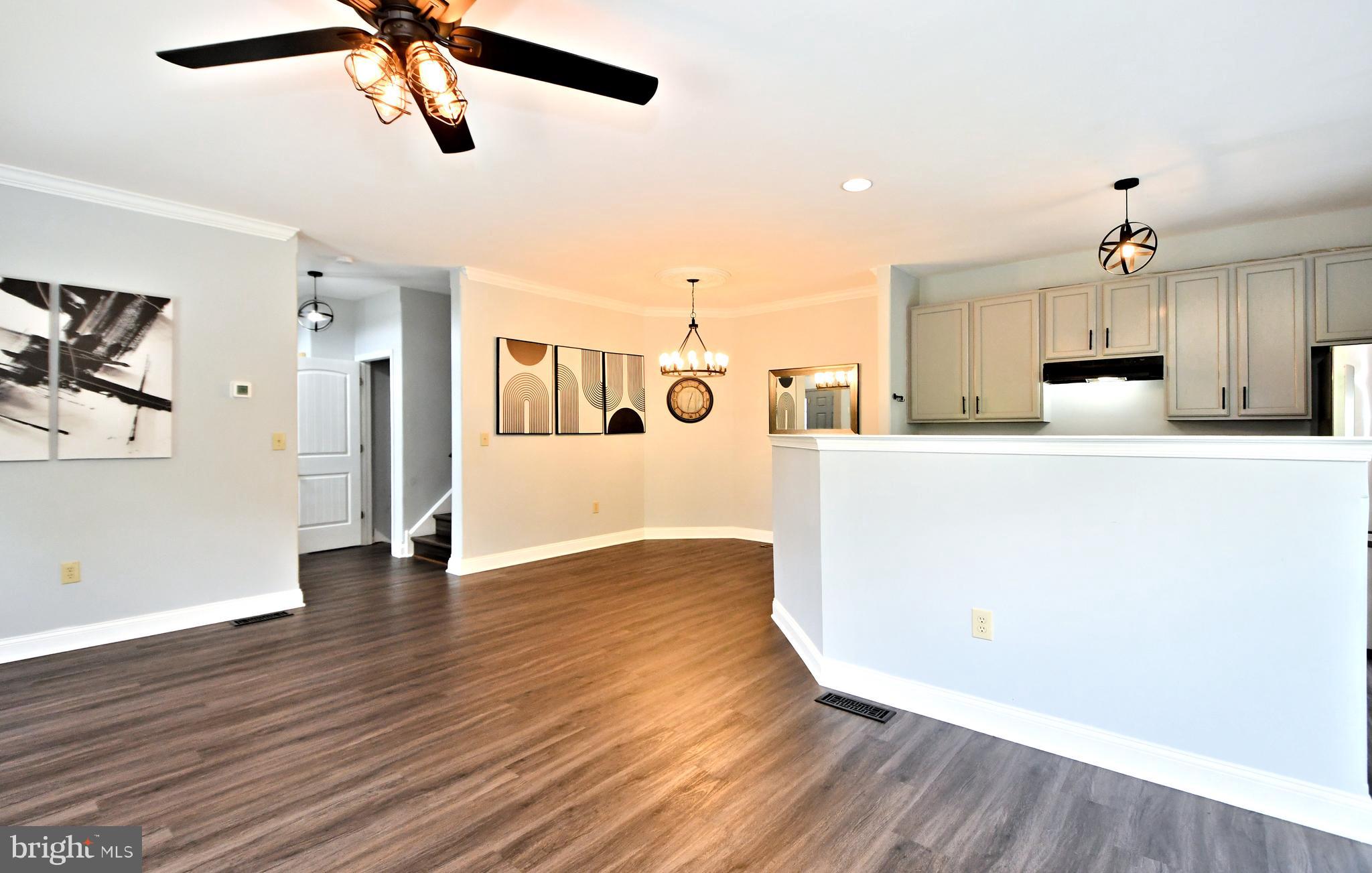 HAWTHORNE ESTATES - Residential