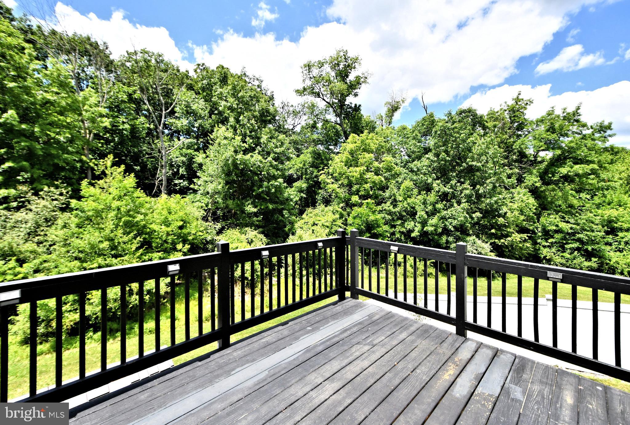 HAWTHORNE ESTATES - Residential