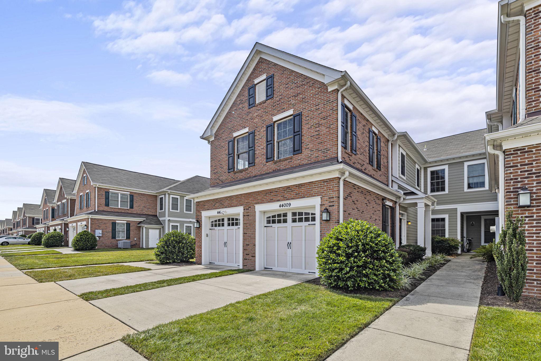 EAST GATE CONDOMINIUMS - Residential