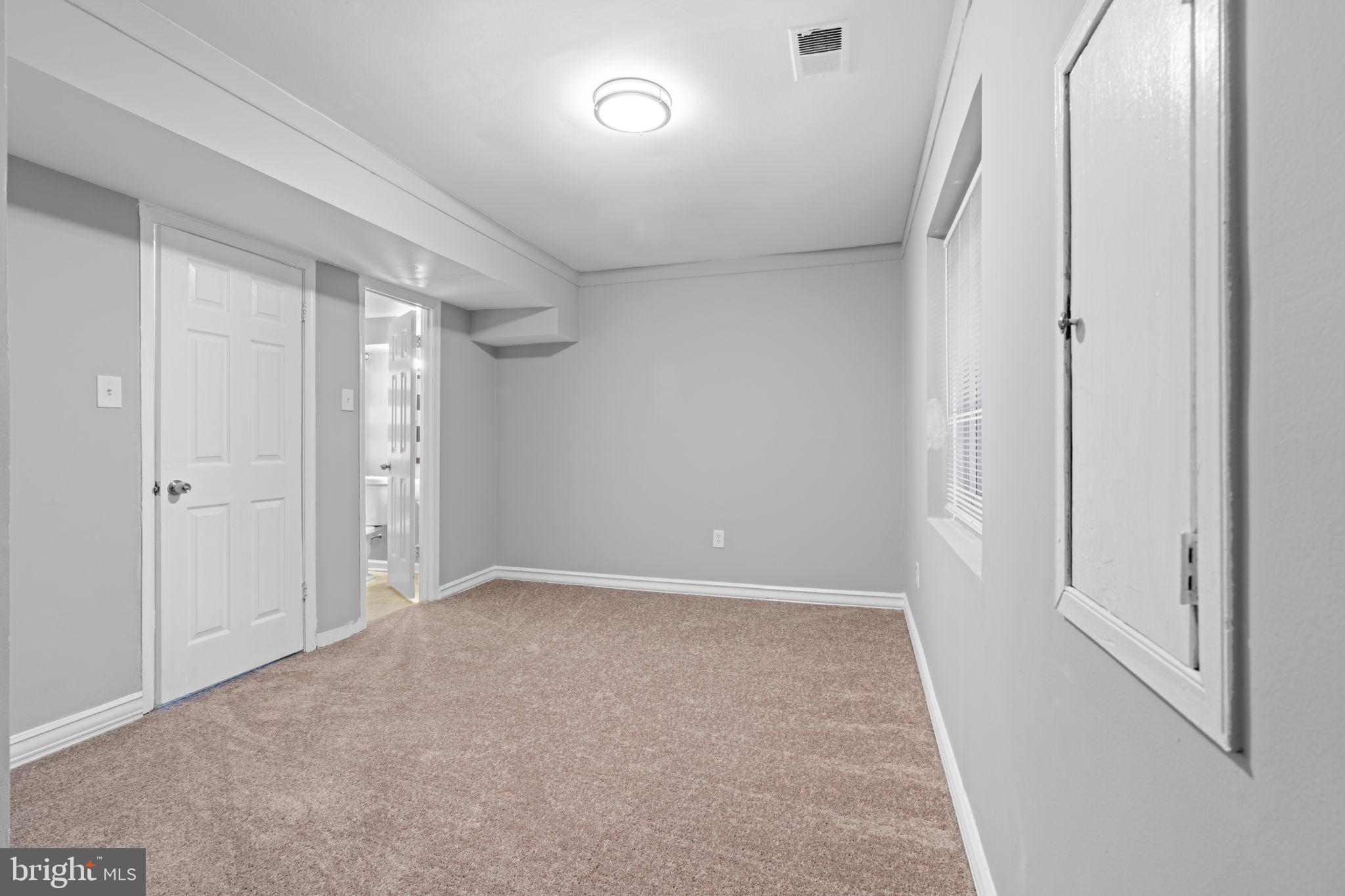 OXFORD CROSSING - Residential