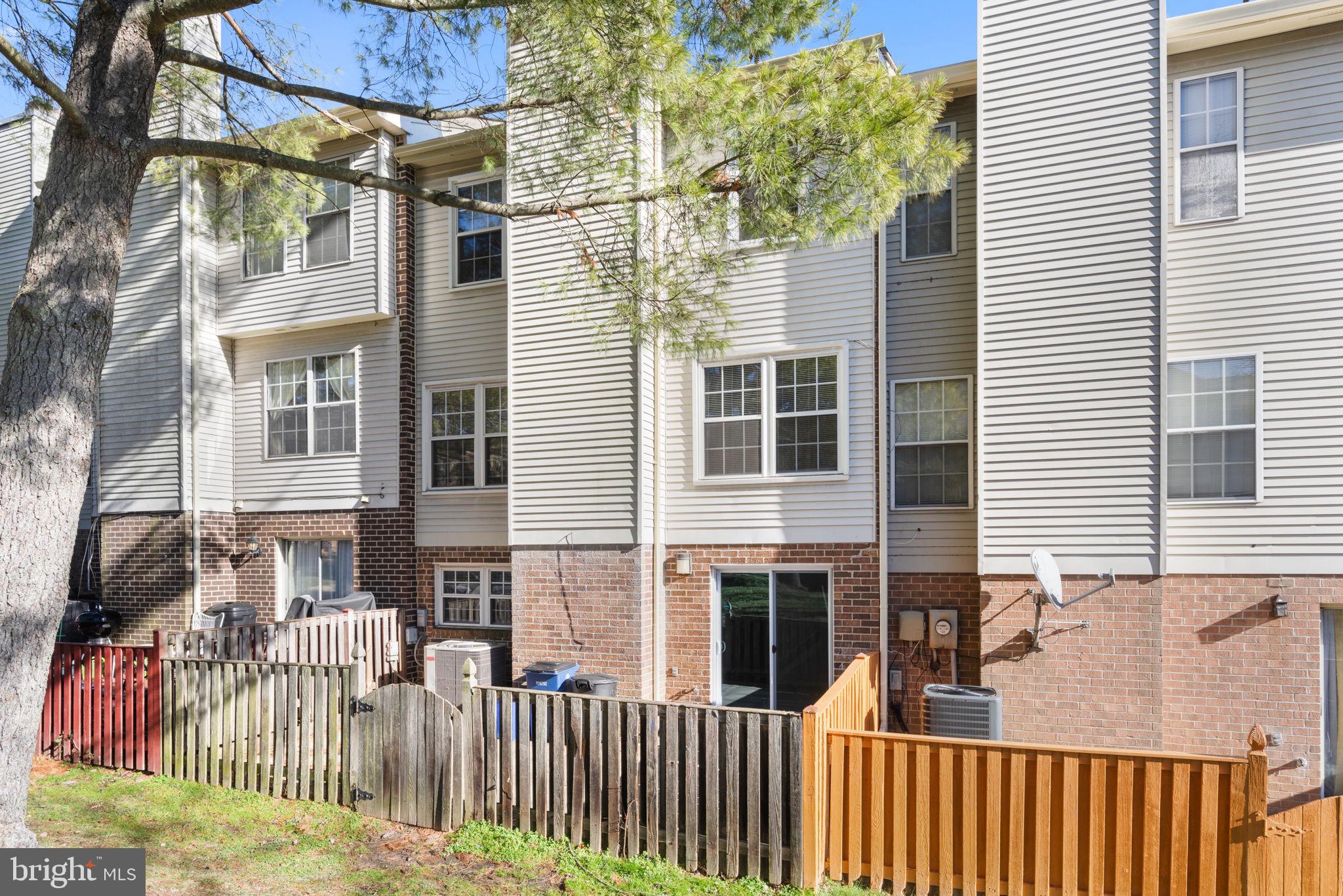 OXFORD CROSSING - Residential