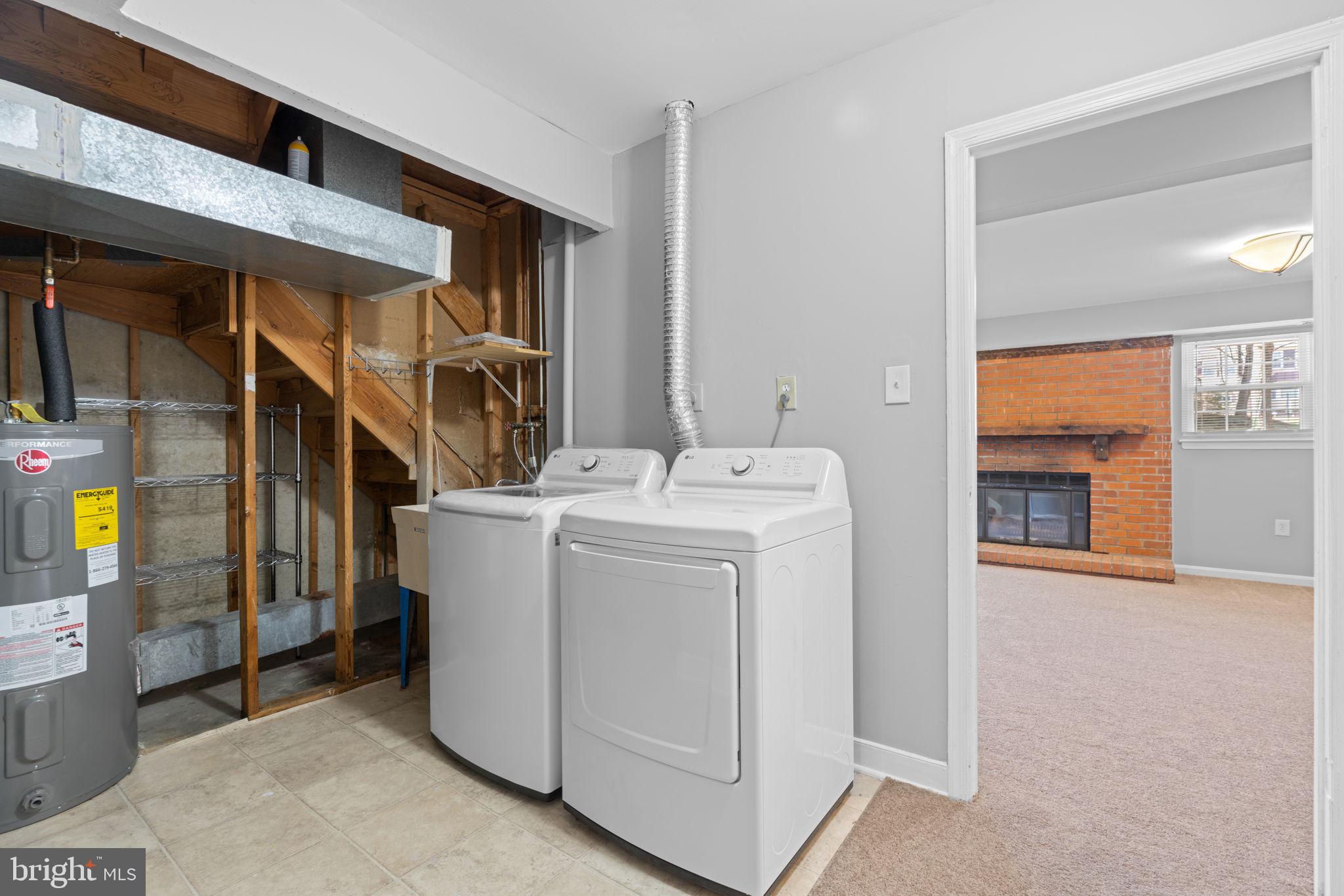 OXFORD CROSSING - Residential