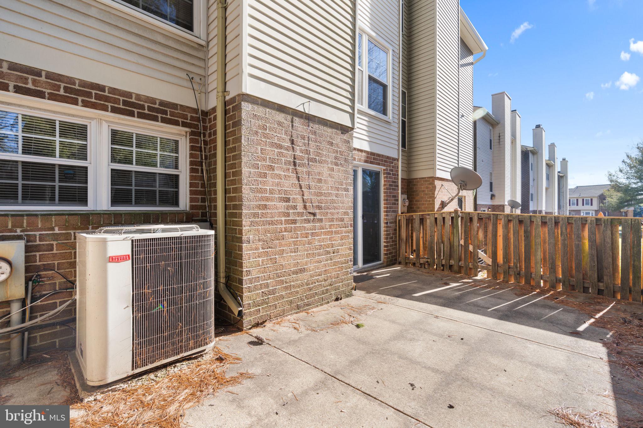 OXFORD CROSSING - Residential