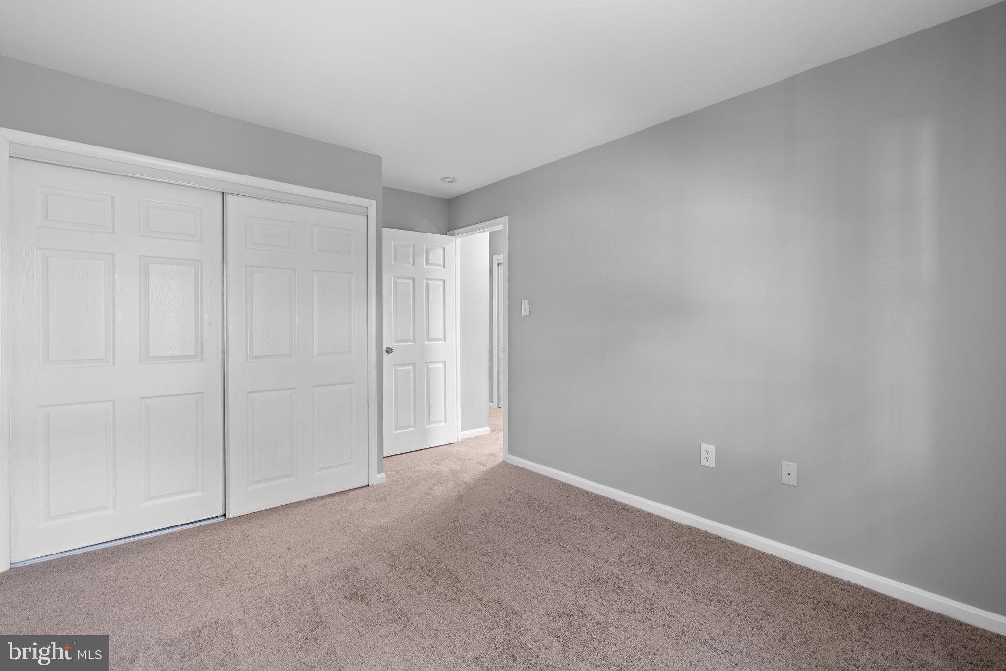 OXFORD CROSSING - Residential