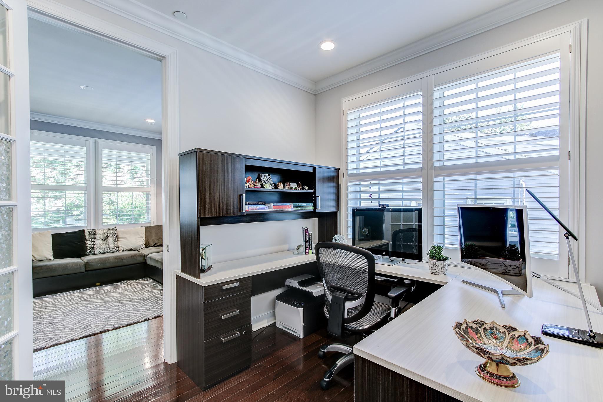 GEORGETOWN VILLAGE - Residential