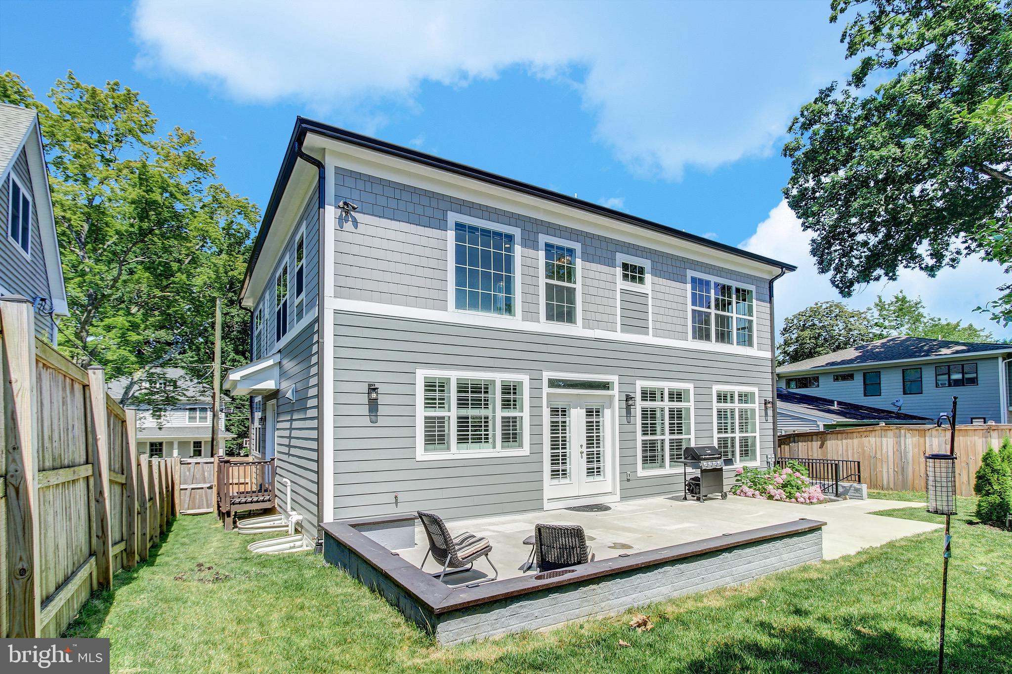 GEORGETOWN VILLAGE - Residential