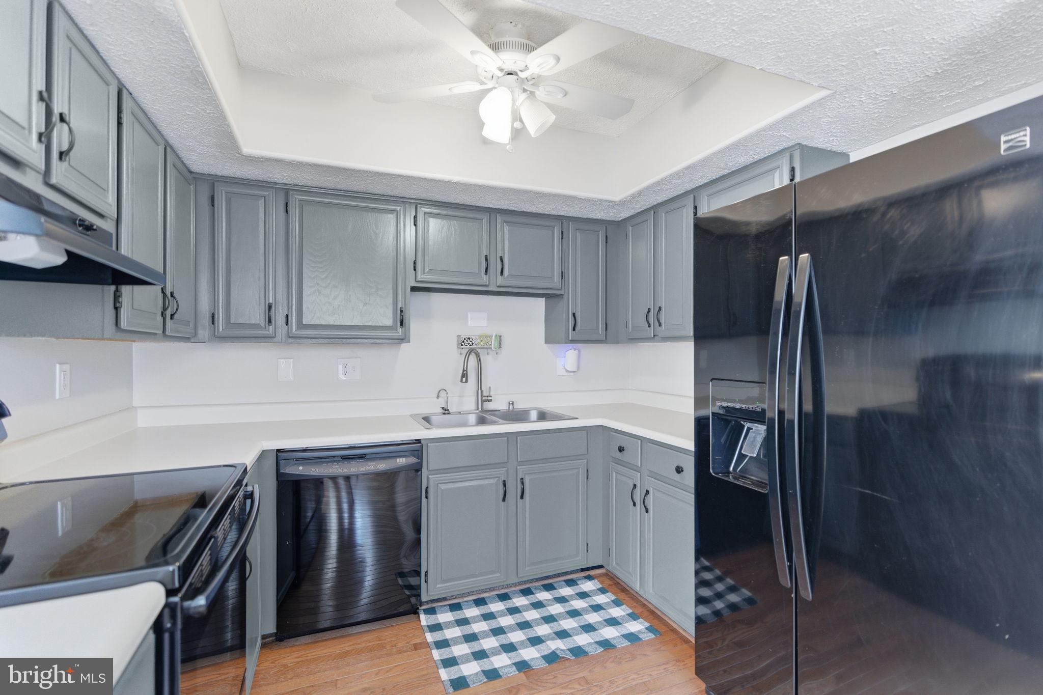 MAJORS CHOICE - Residential