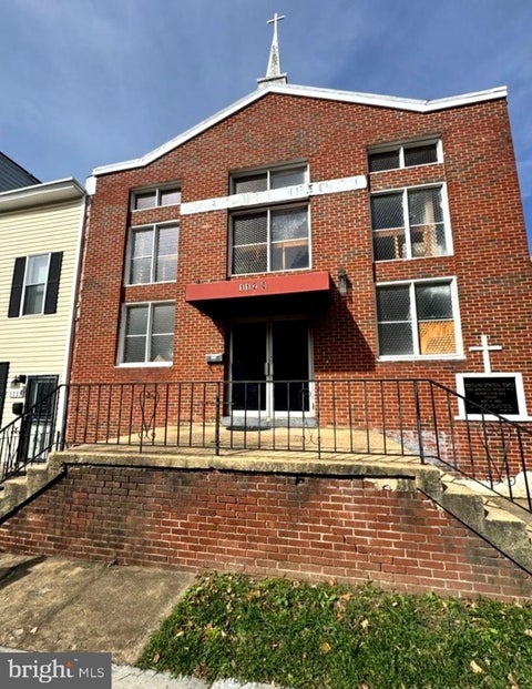 Photo of 1120 Montello Avenue NE, WASHINGTON, DC 20002 (MLS # DCDC2288728)