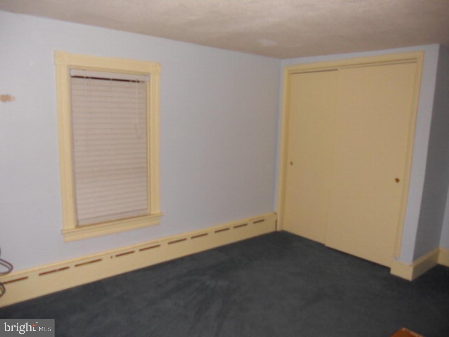 NEW MINERSVILLE - Residential