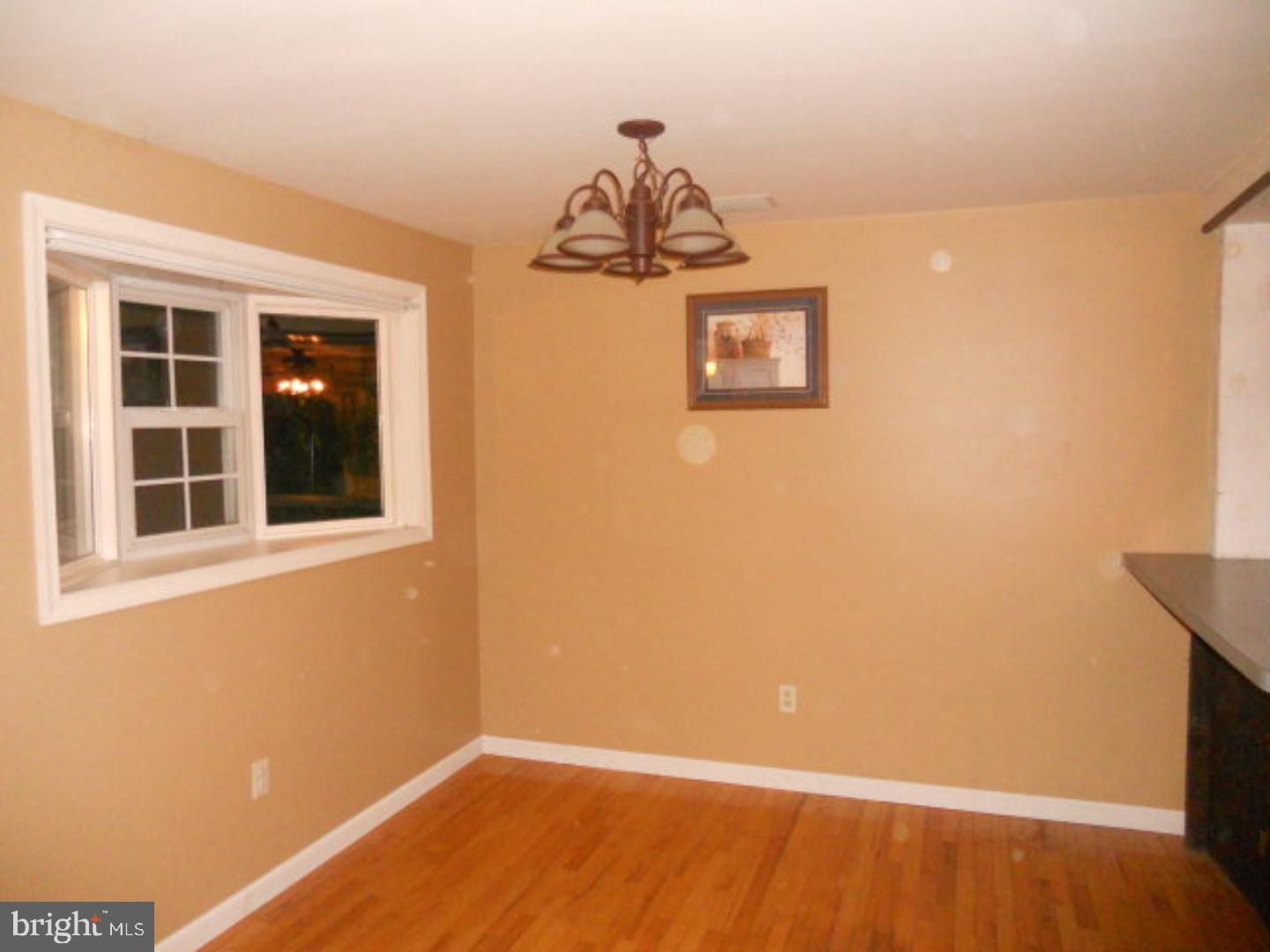 NEW MINERSVILLE - Residential