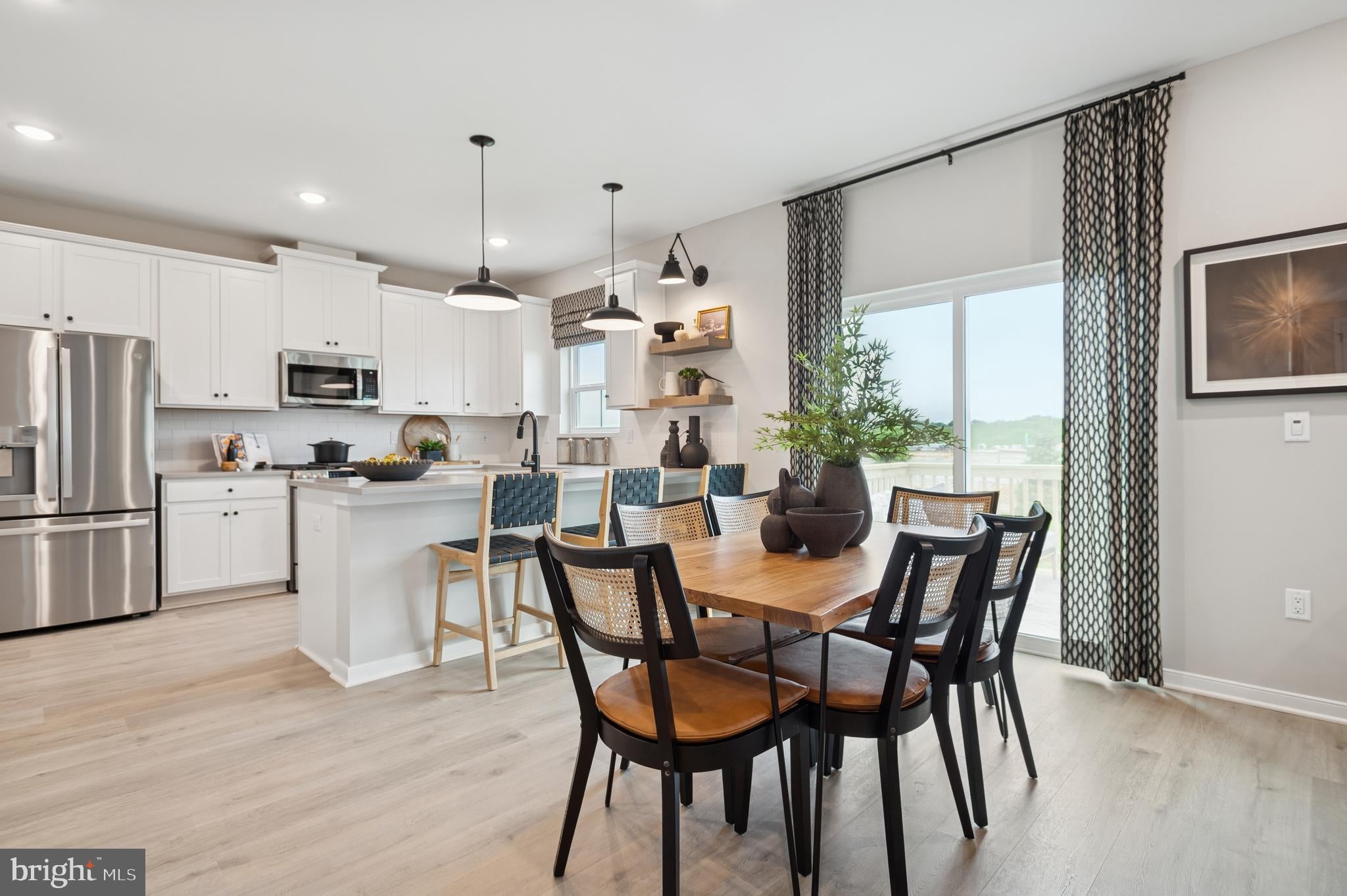 4 SILVERBELL AVENUE