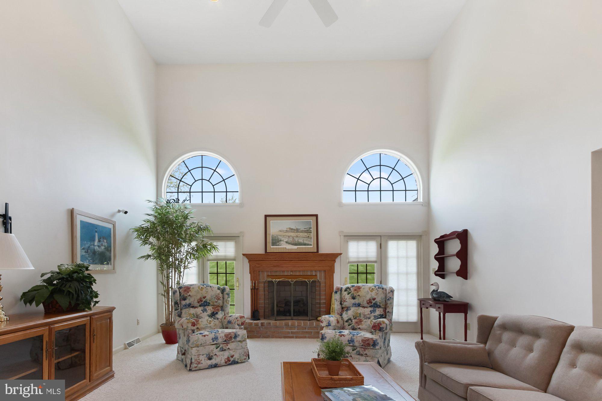 COUNTRY MANOR ESTATES - Residential
