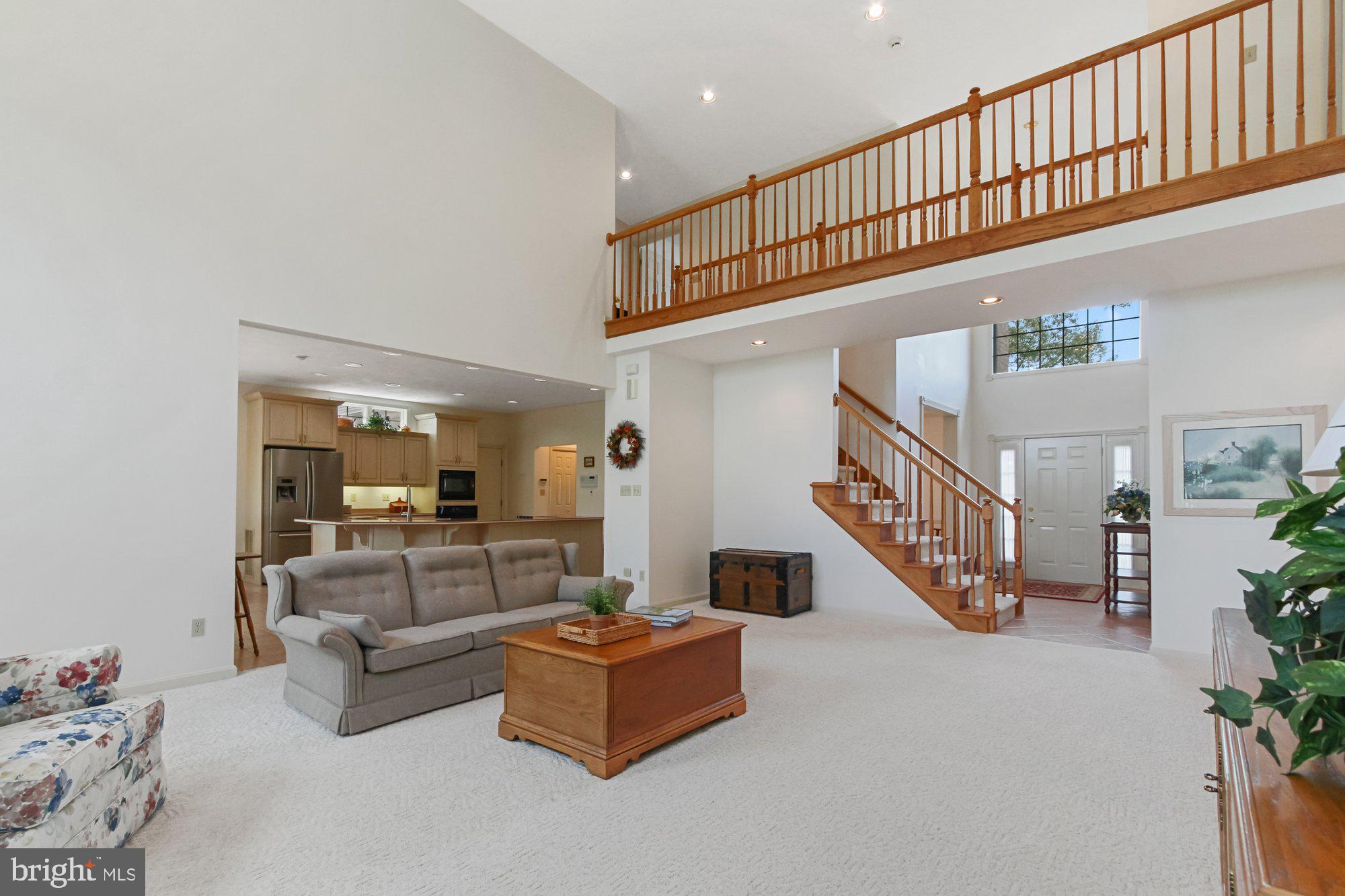 COUNTRY MANOR ESTATES - Residential