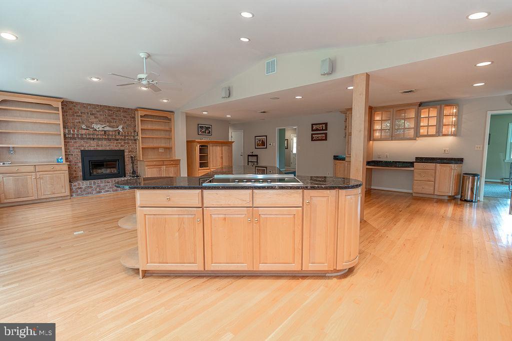 GLEN ARM - Residential