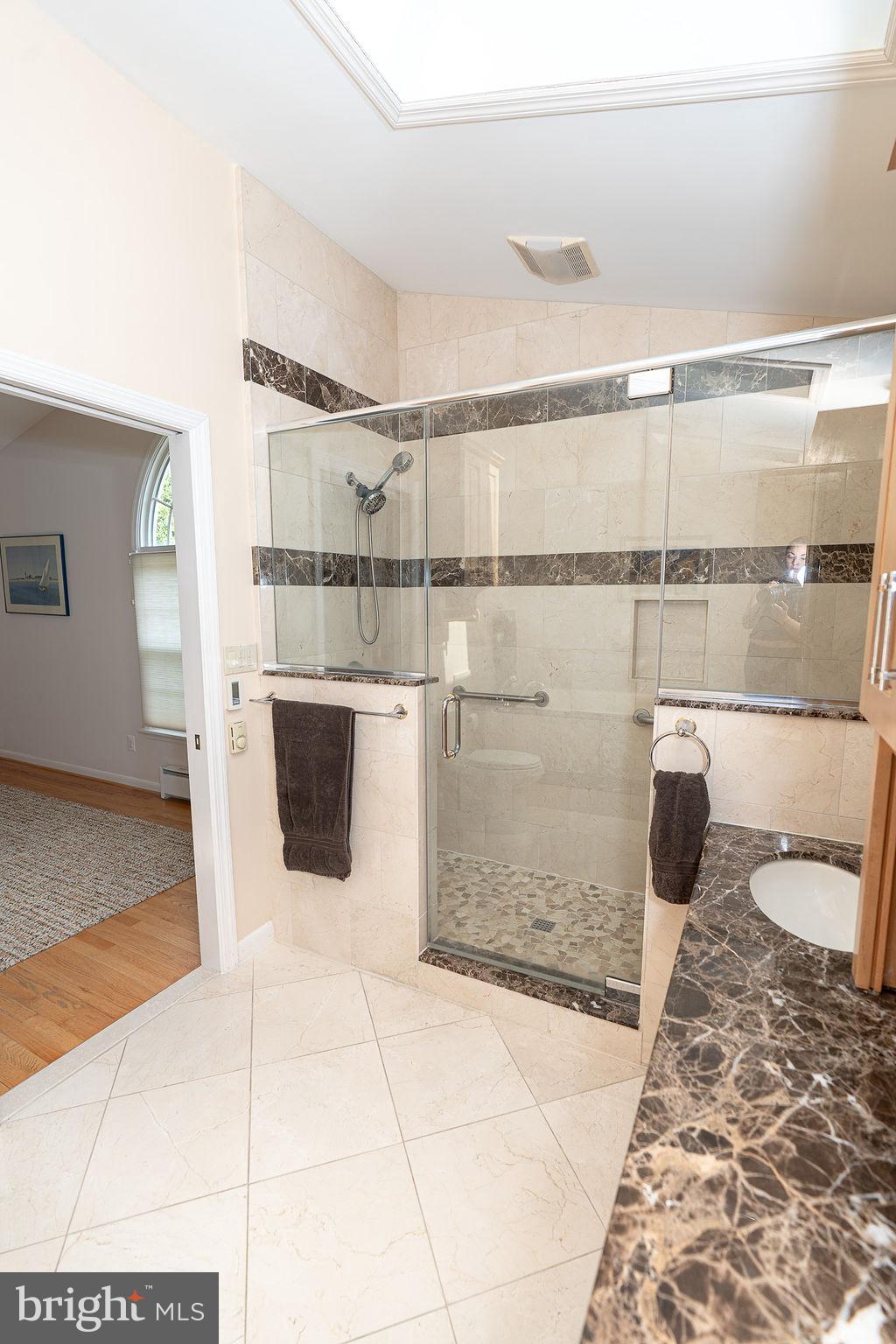 GLEN ARM - Residential