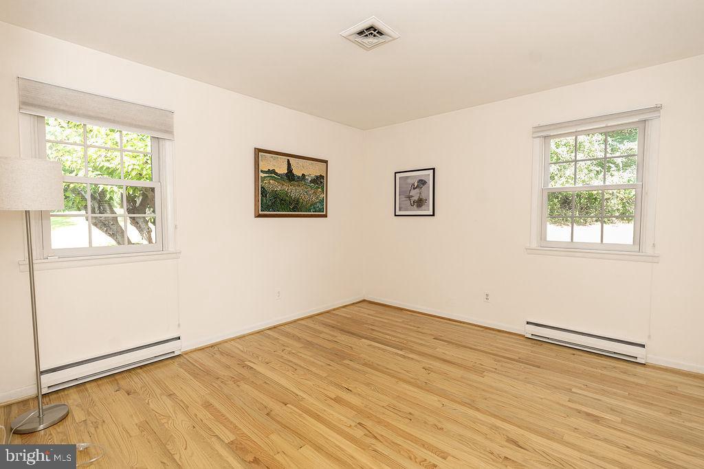 GLEN ARM - Residential