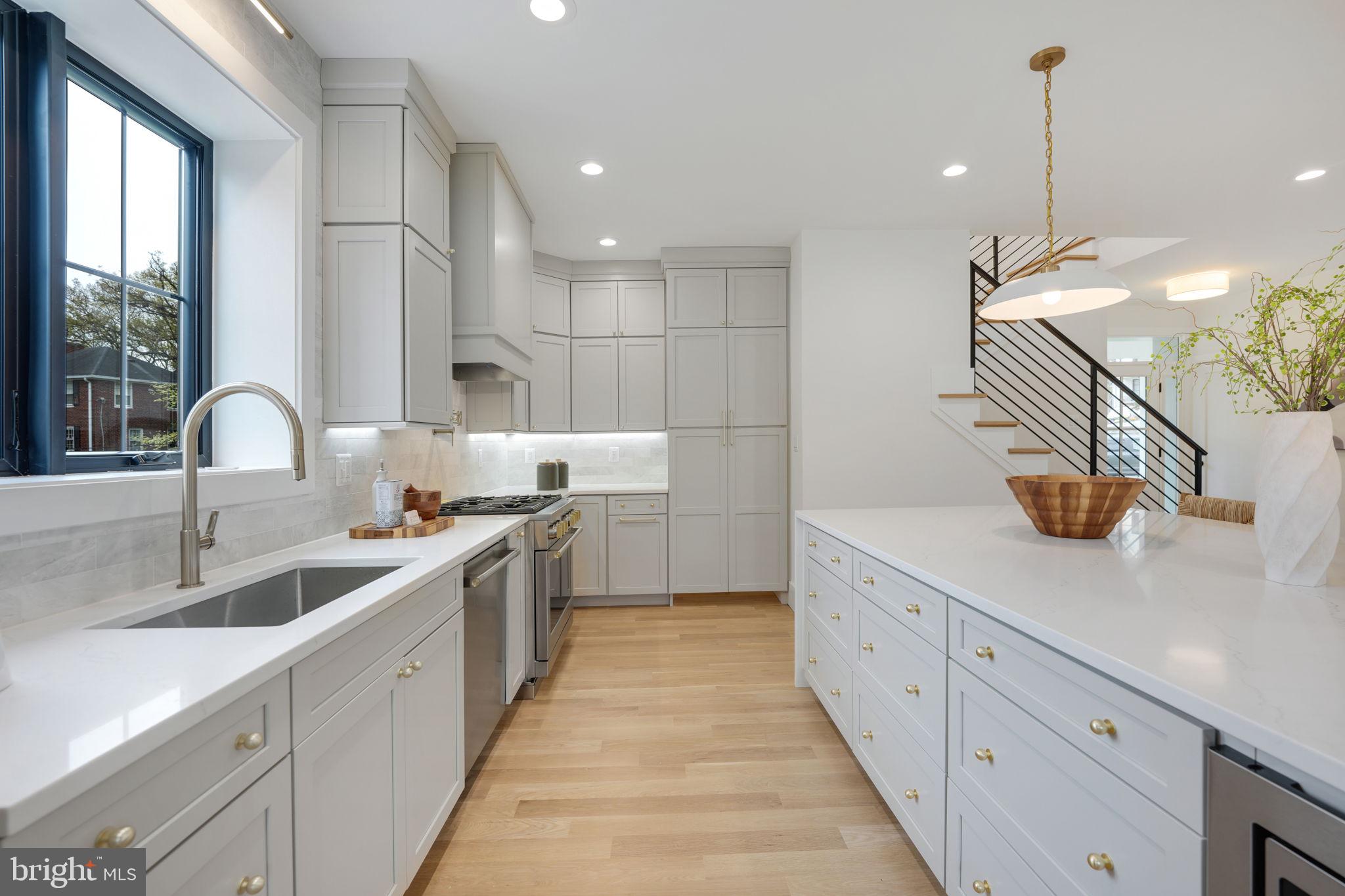 BRADDOCK HEIGHTS - Residential