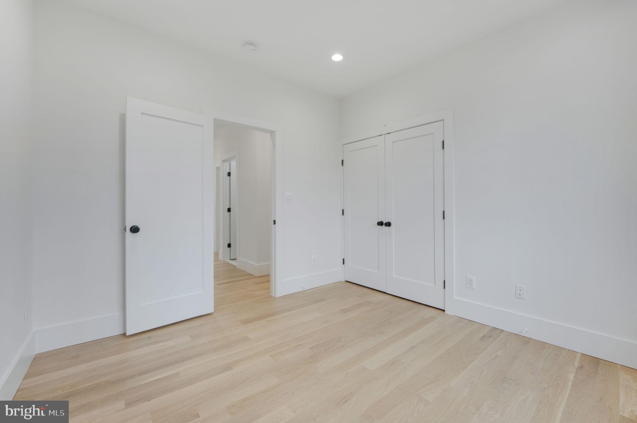 BRADDOCK HEIGHTS - Residential