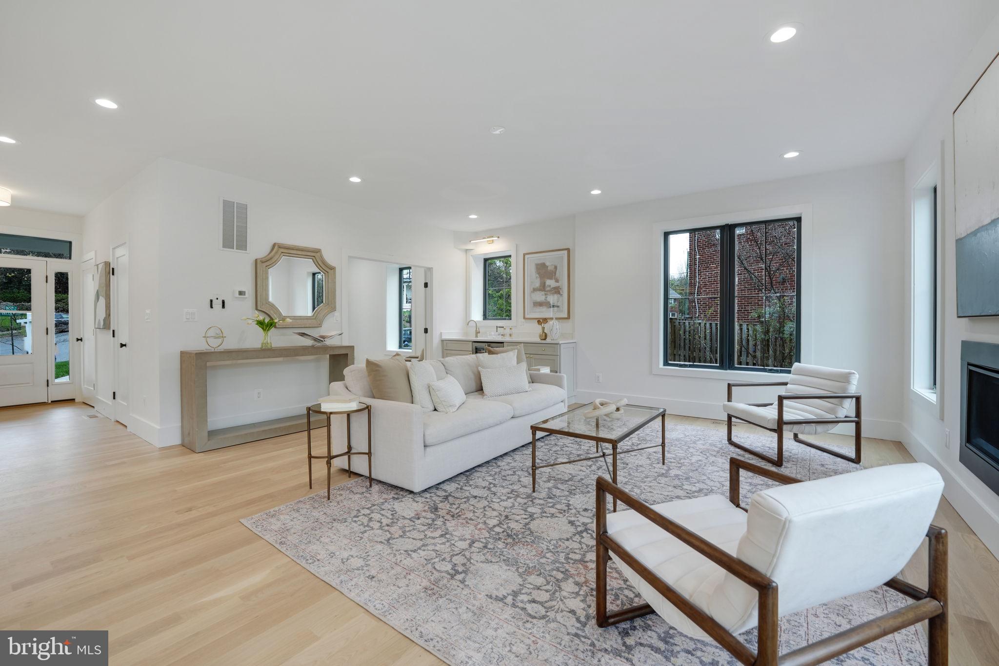 BRADDOCK HEIGHTS - Residential