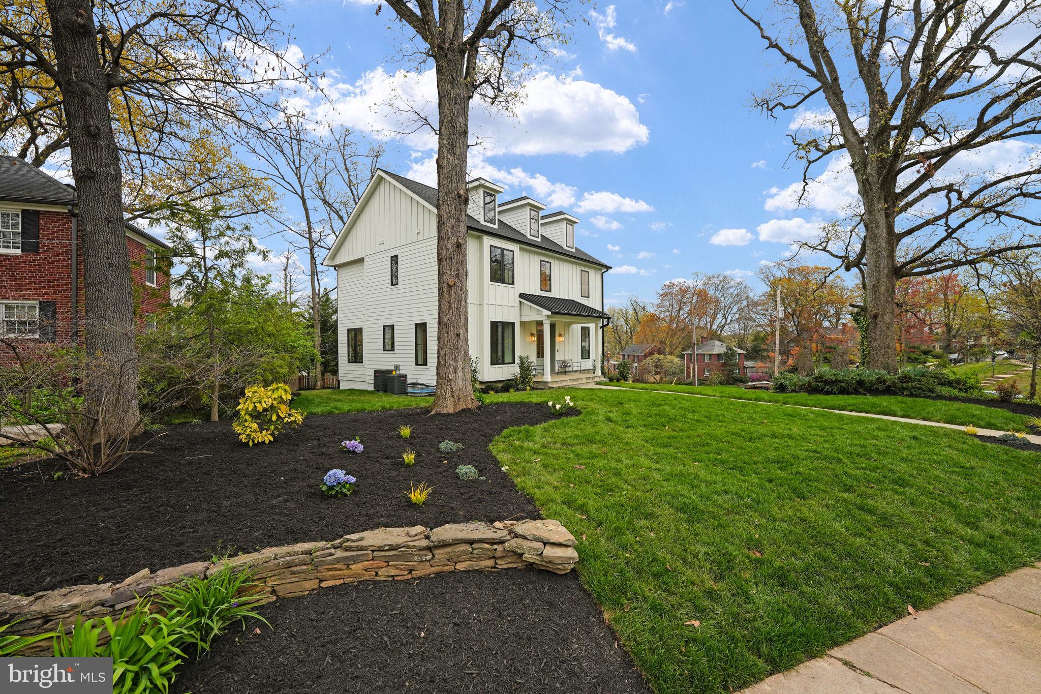 BRADDOCK HEIGHTS - Residential