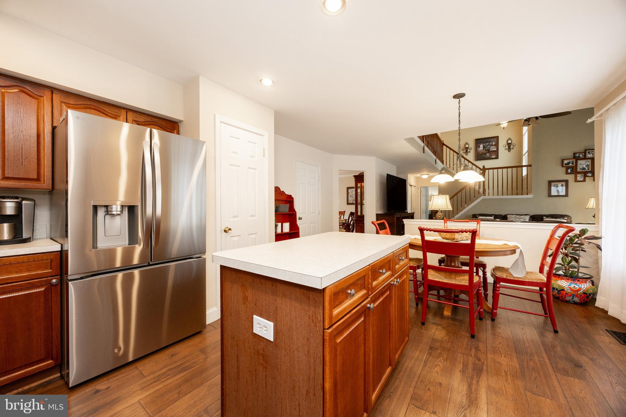 RIVERWALK - Residential