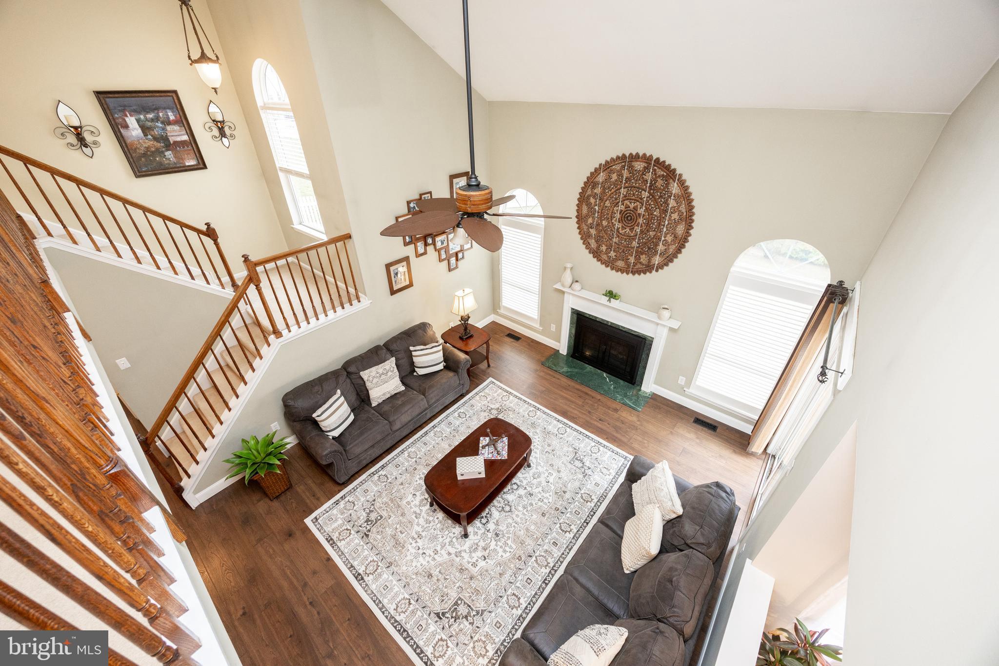 RIVERWALK - Residential