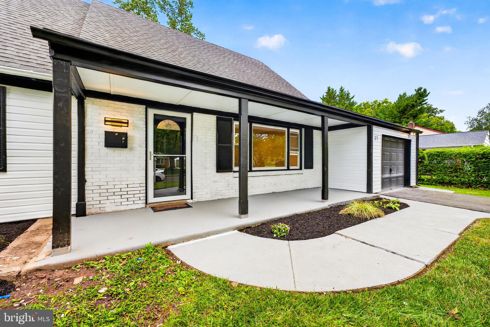 37 ELSIN LANE