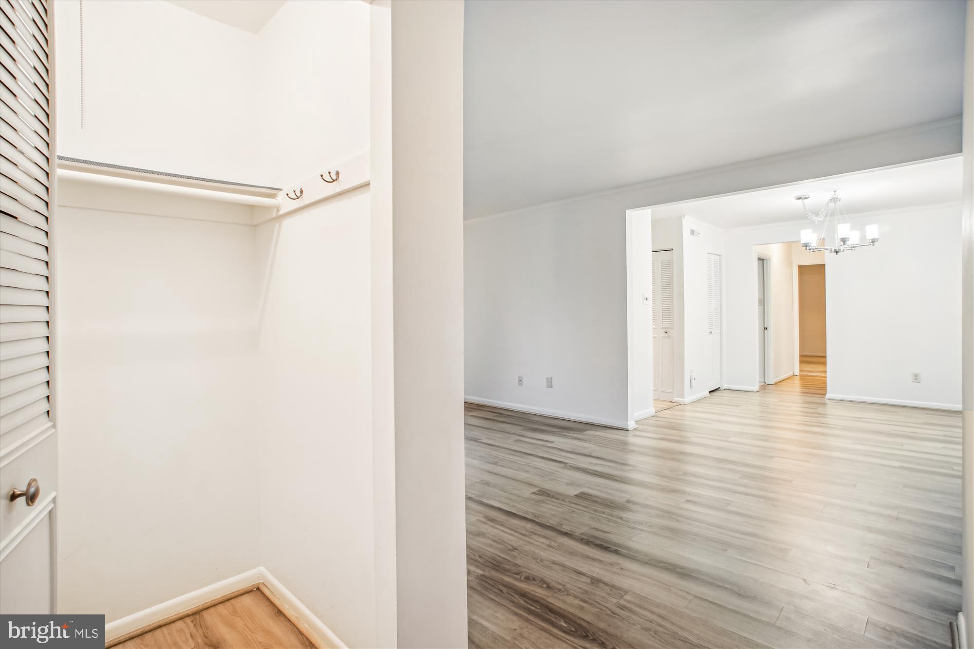 WOODBURN VILLAGE - Residential Lease