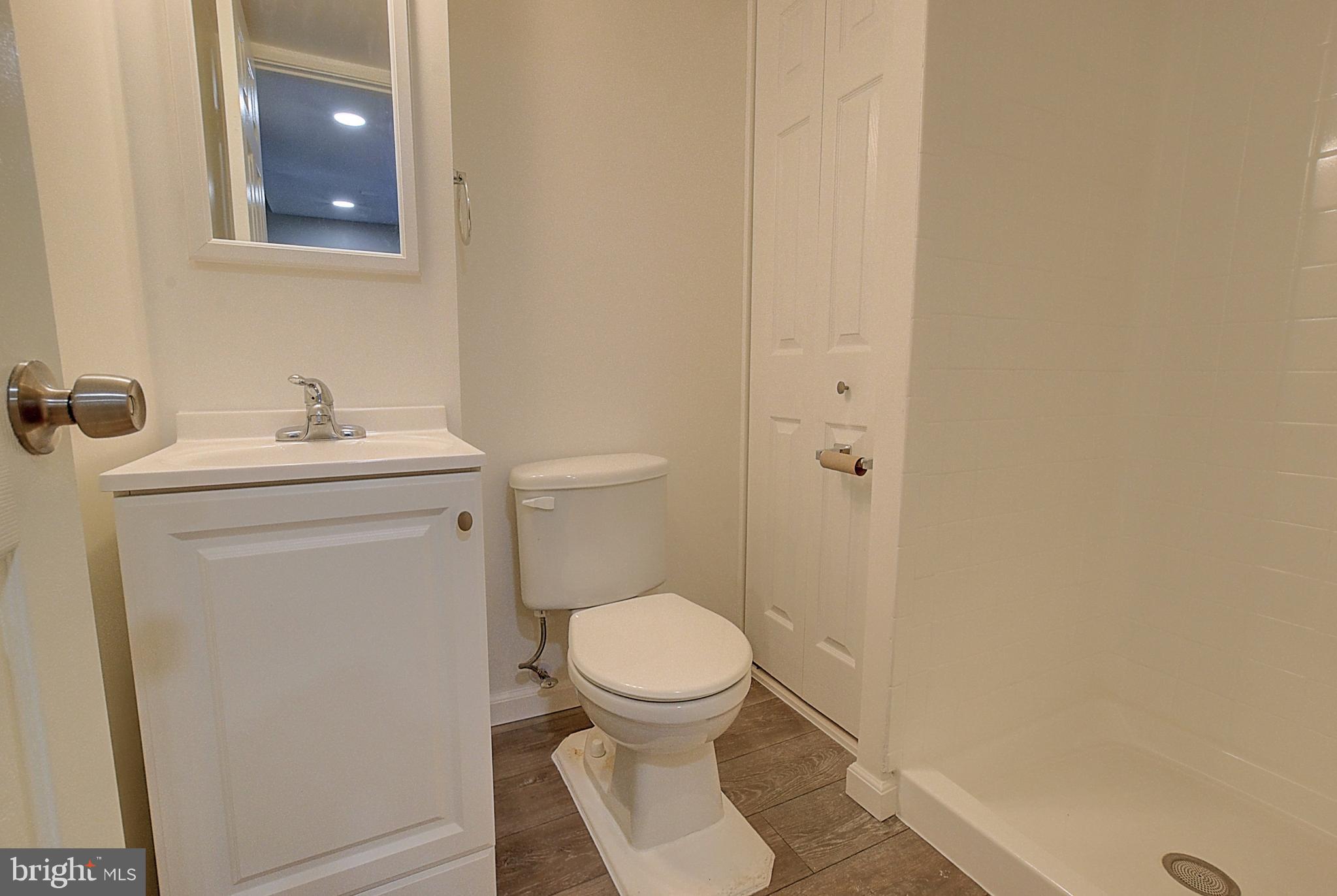 HERMITAGE WOODS - Residential