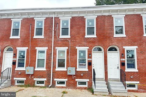 Photo of 527 E 8th Street, WILMINGTON, DE 19801 (MLS # DENC2087082)