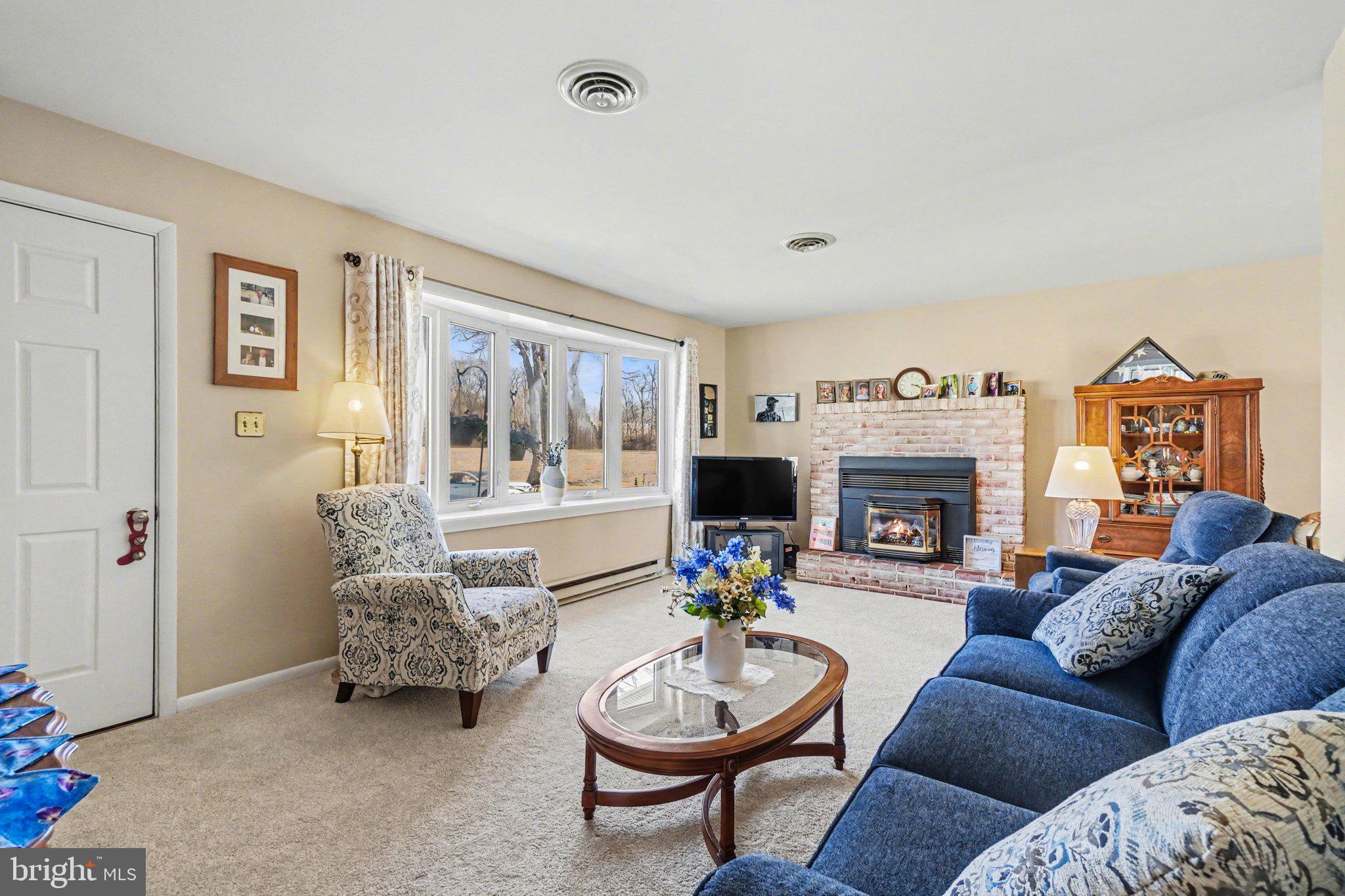 152 S OLD STONE HOUSE ROAD S S