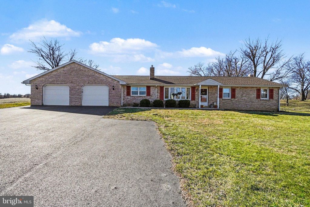 Photo of 152 S Old Stone House Rd S #S, CARLISLE, PA 17015 (MLS # PACB2051450)