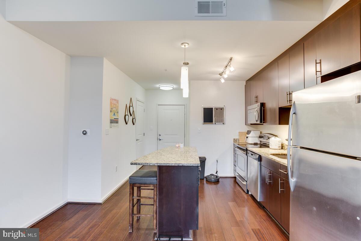 PLAZA LOFTS 22 - Residential