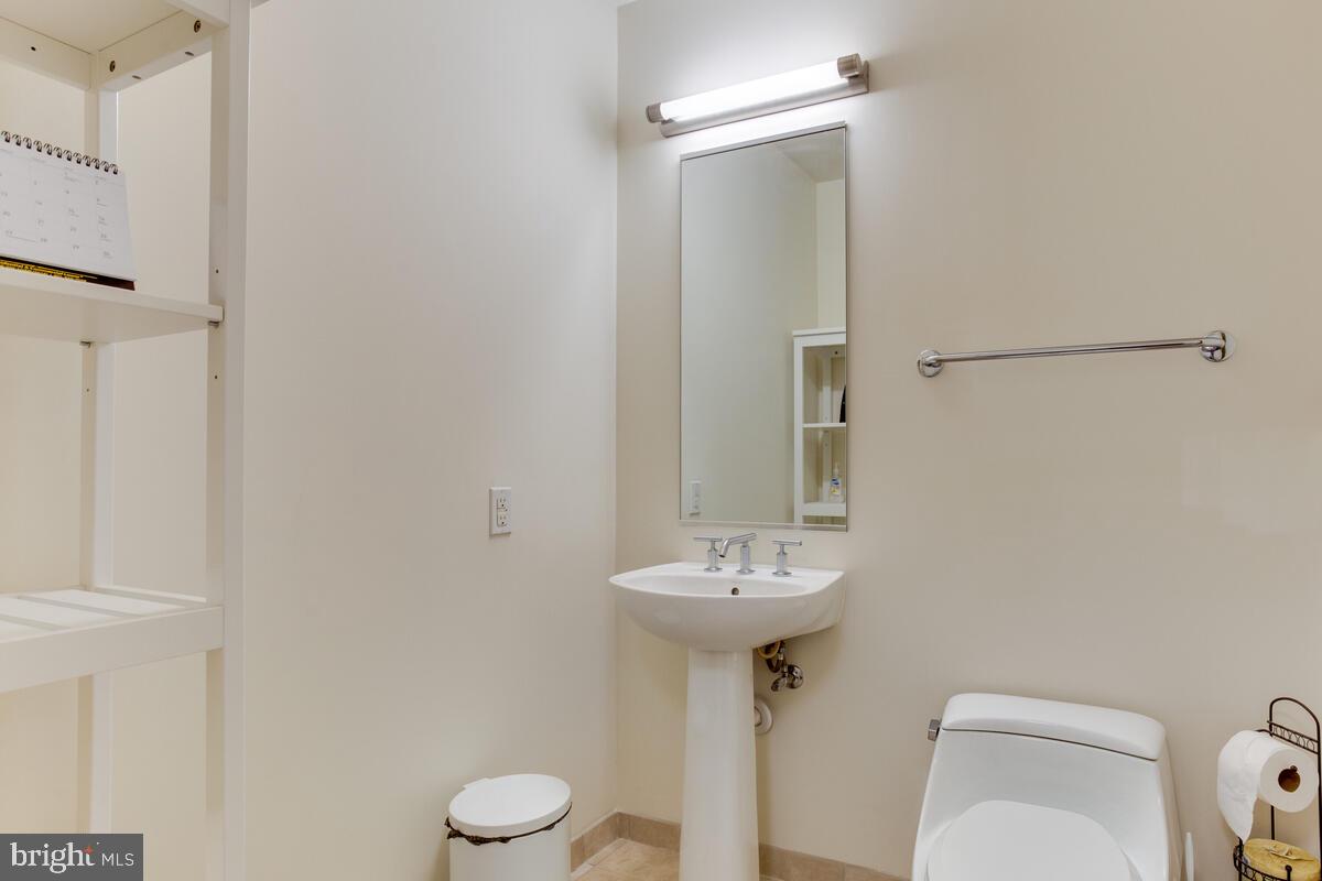 PLAZA LOFTS 22 - Residential