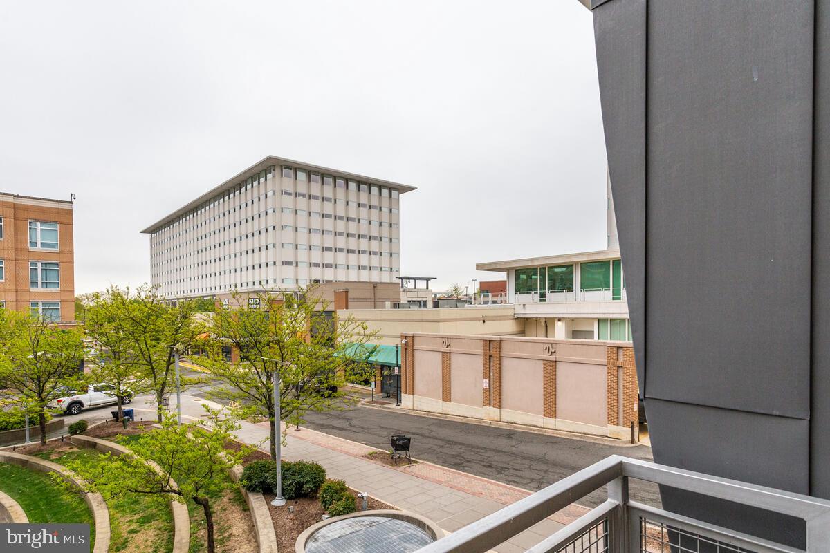 PLAZA LOFTS 22 - Residential