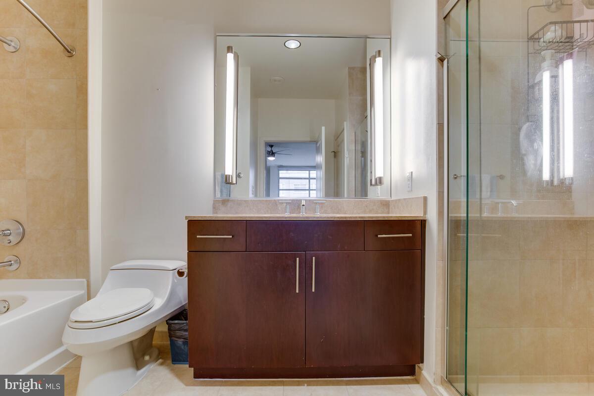 PLAZA LOFTS 22 - Residential