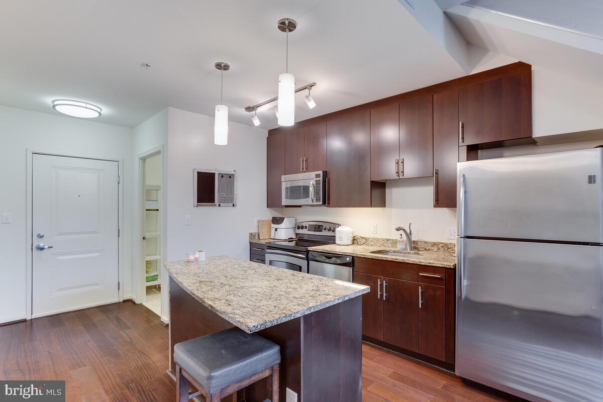 PLAZA LOFTS 22 - Residential