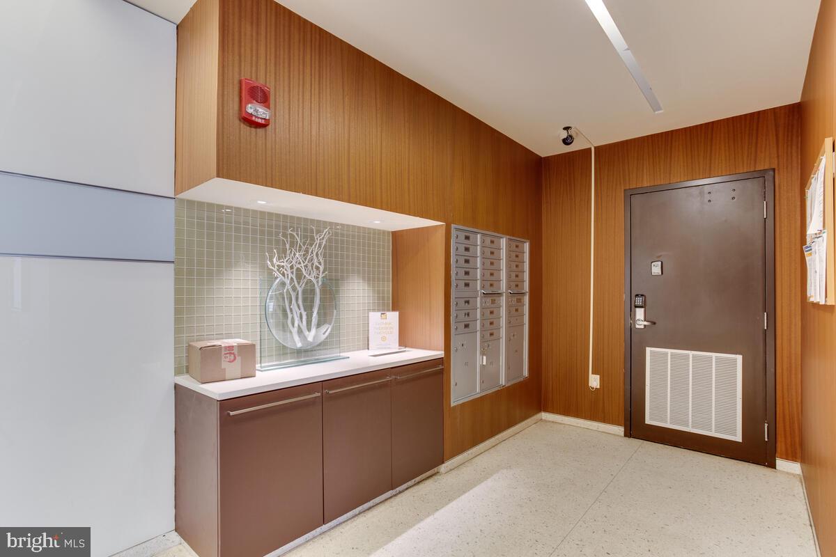 PLAZA LOFTS 22 - Residential