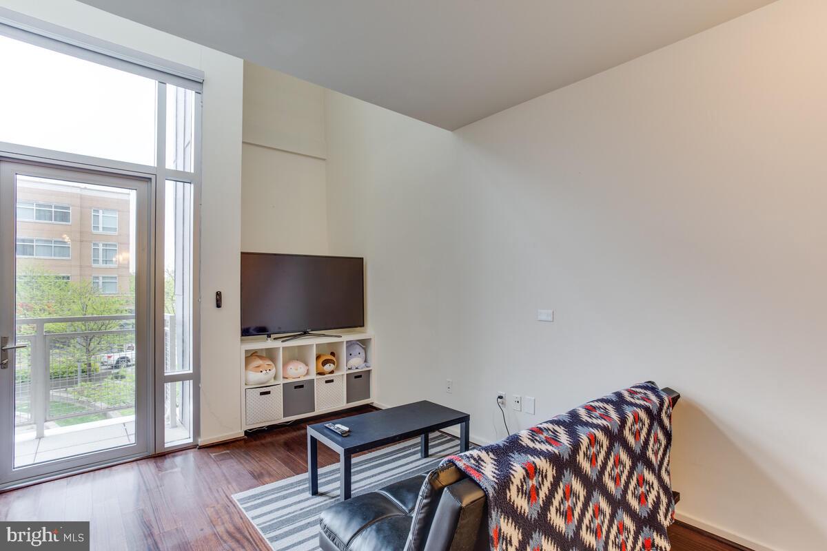 PLAZA LOFTS 22 - Residential